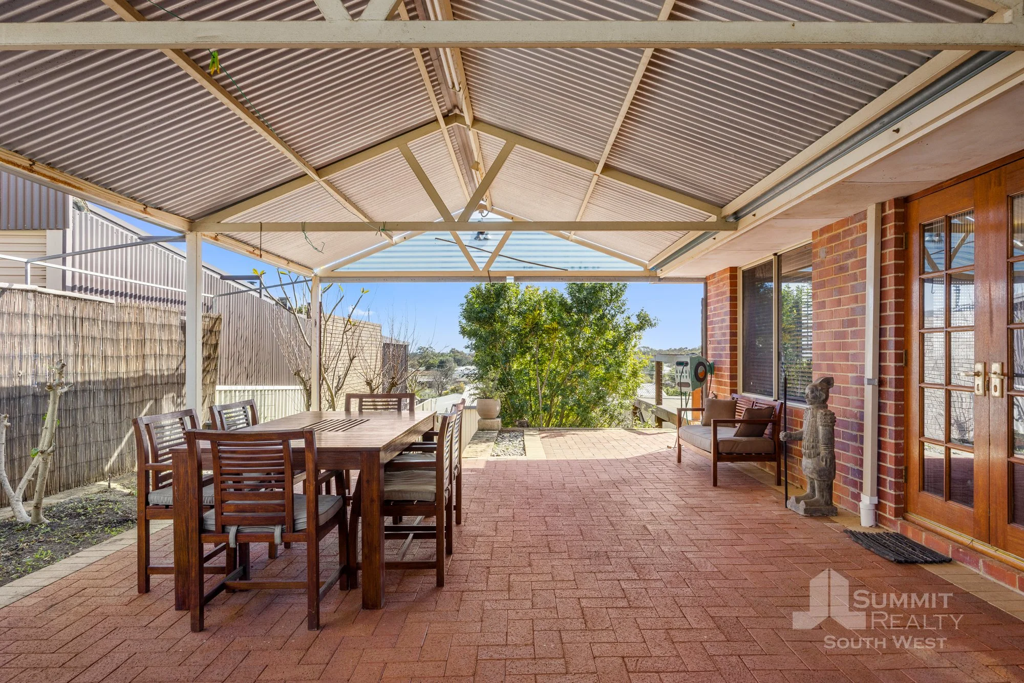 6 Hurst St_26.jpg