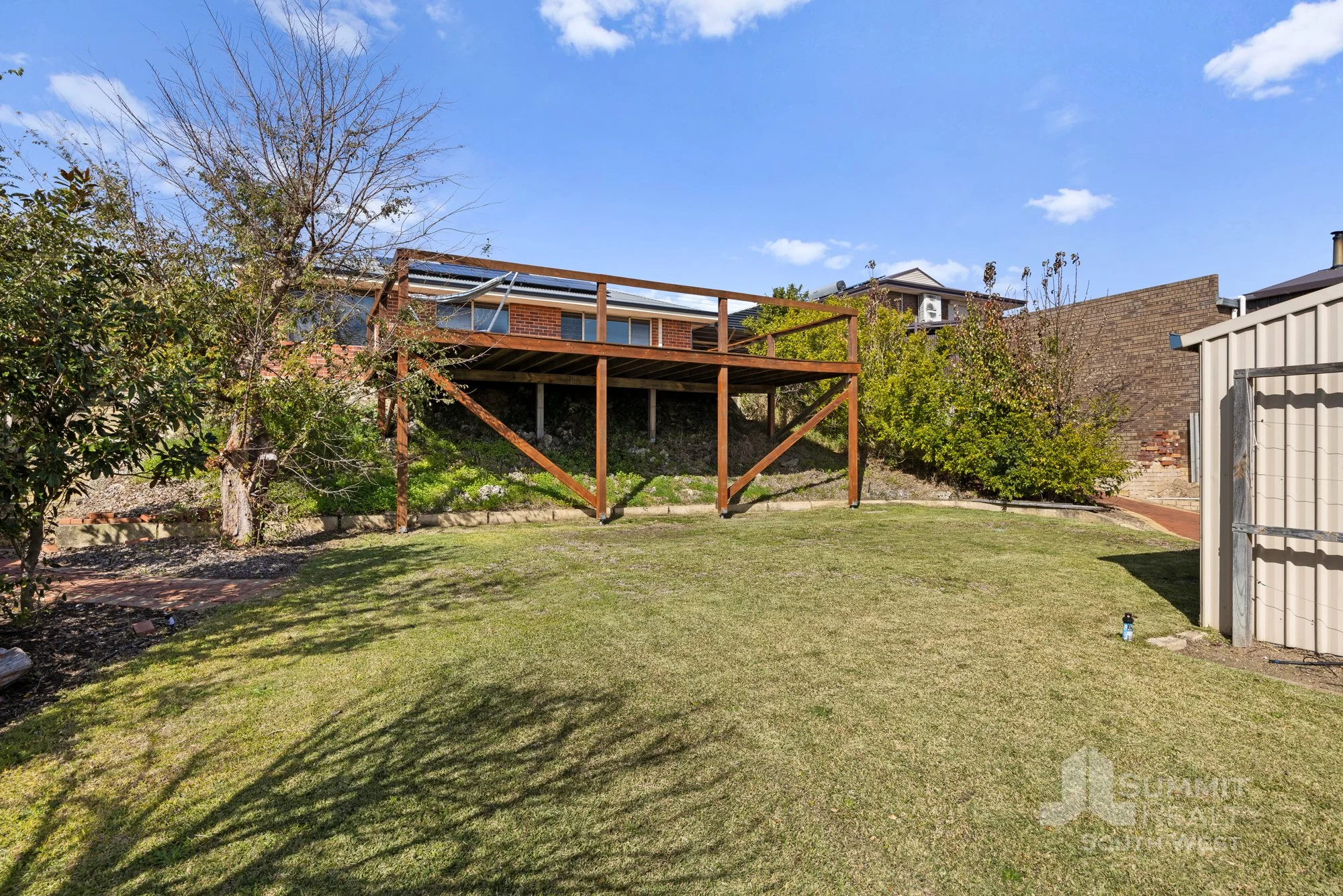 6 Hurst St_36.jpg