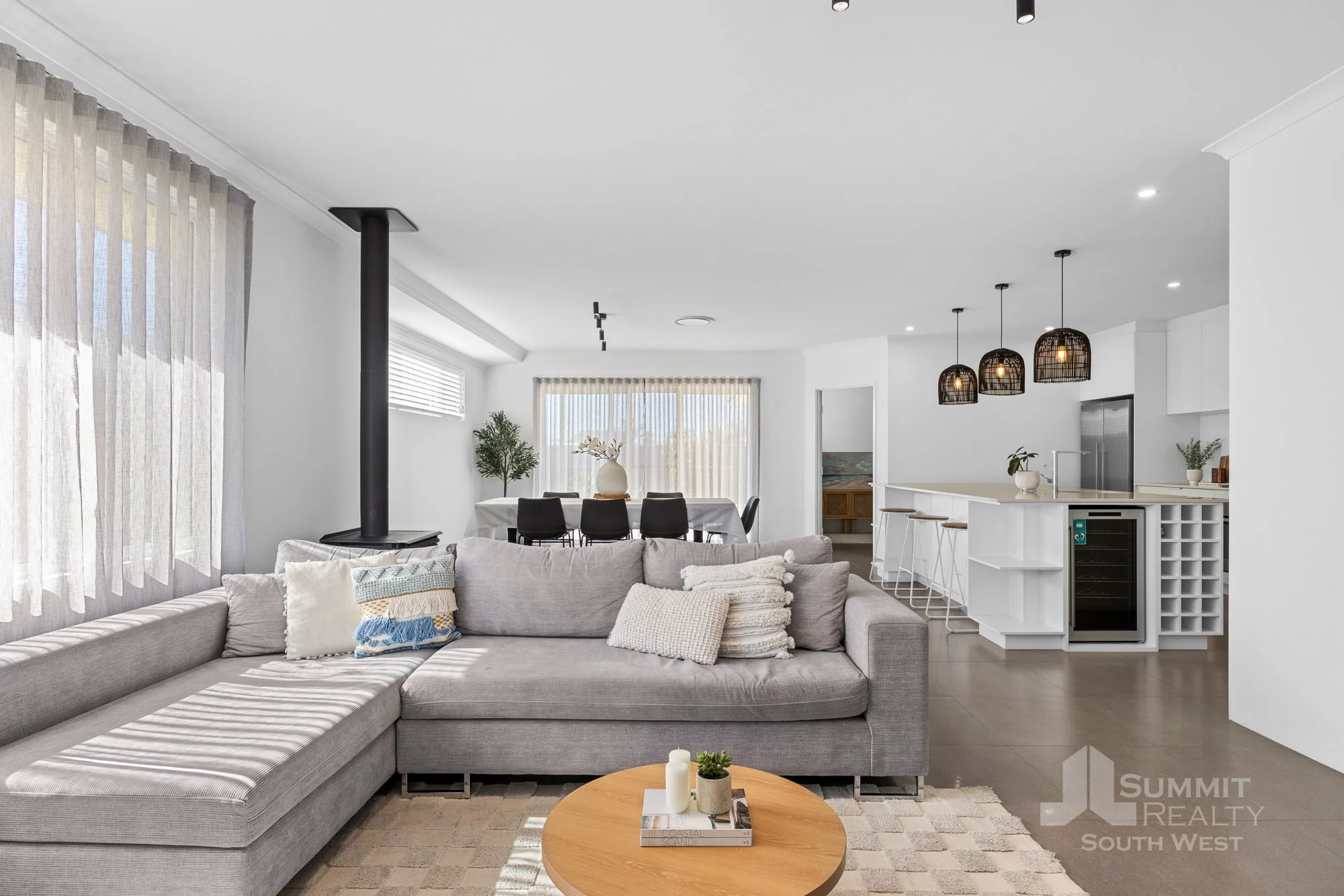 17 Cambria Rd_23.jpg