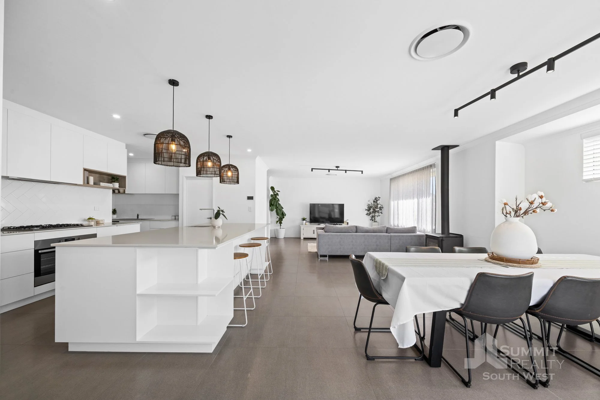 17 Cambria Rd_25.jpg