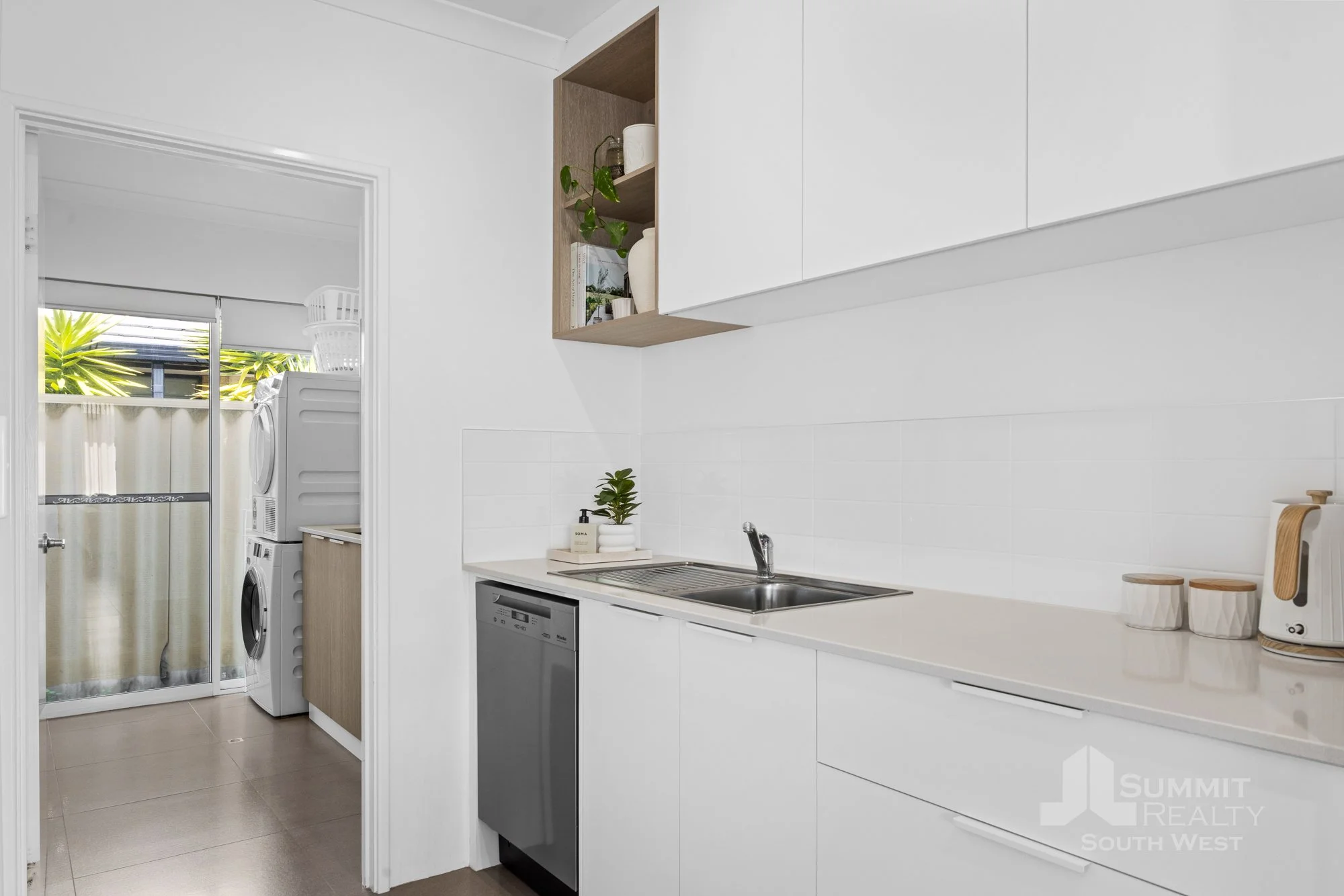 17 Cambria Rd_34.jpg