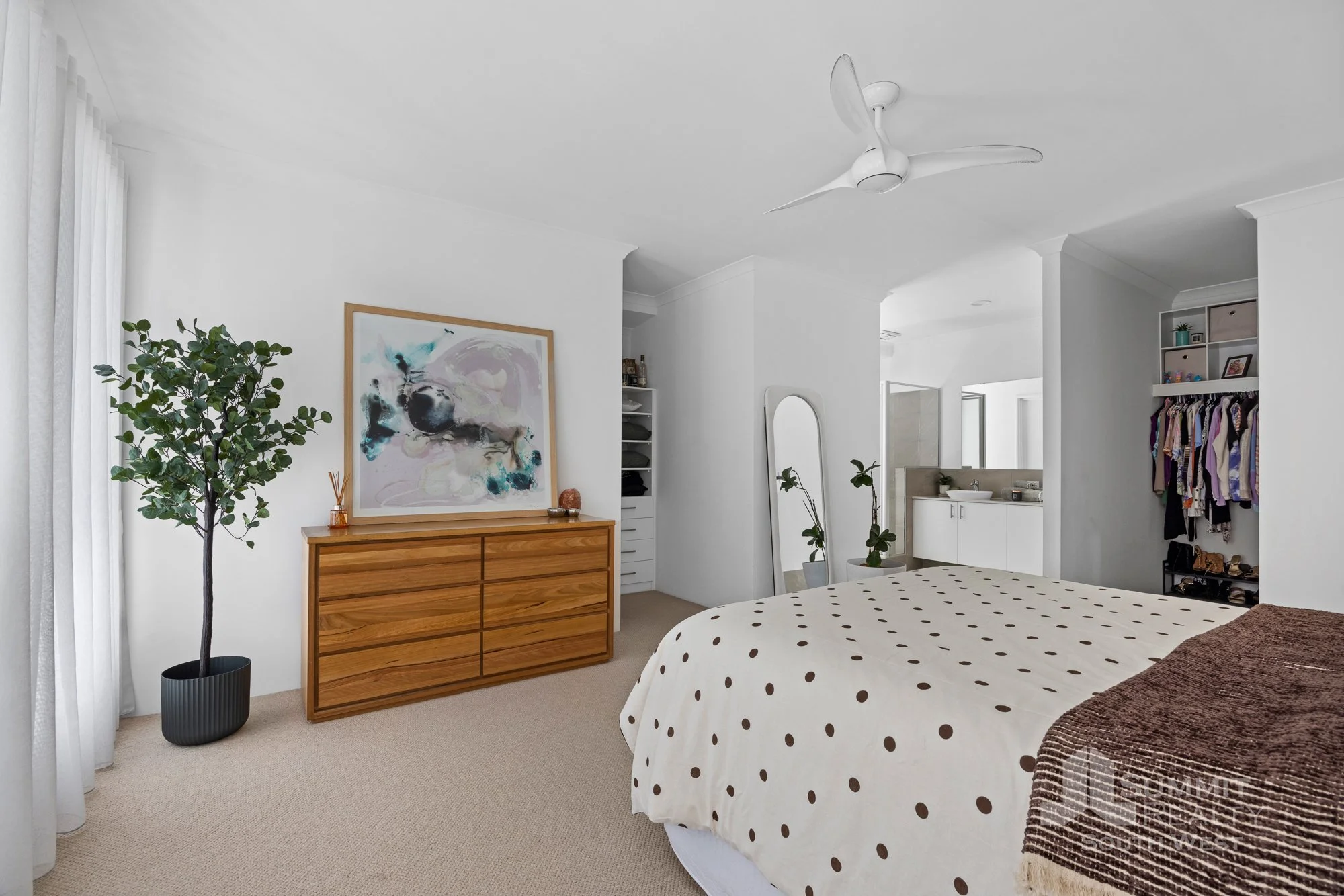 17 Cambria Rd_11.jpg