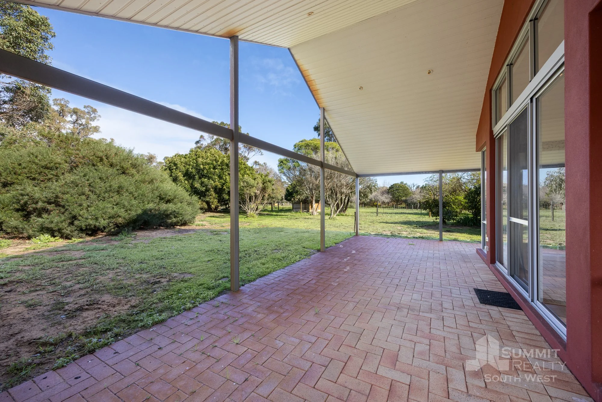 92 Chislehurst Ave_38.jpg