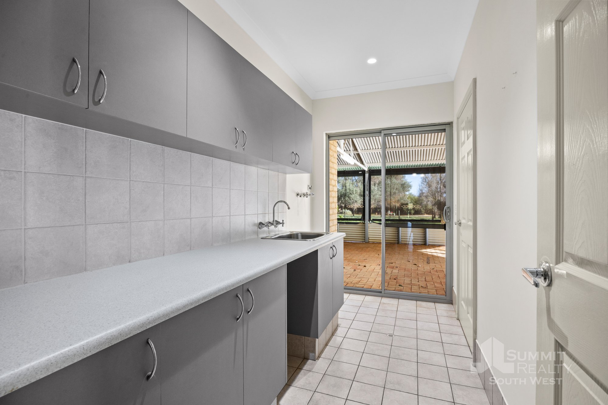 92 Chislehurst Ave_20.jpg