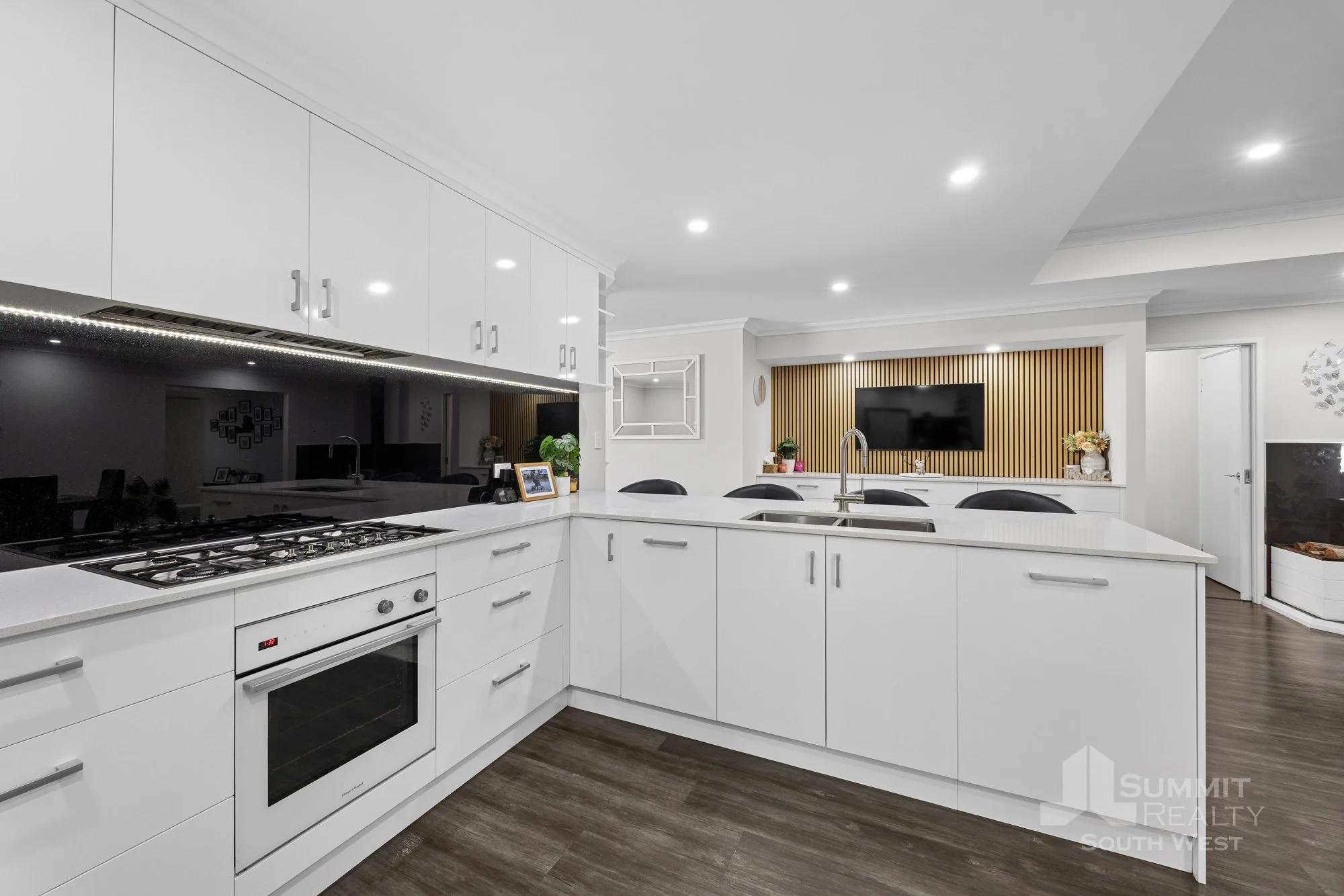 32 Somerville Dr_19.jpg
