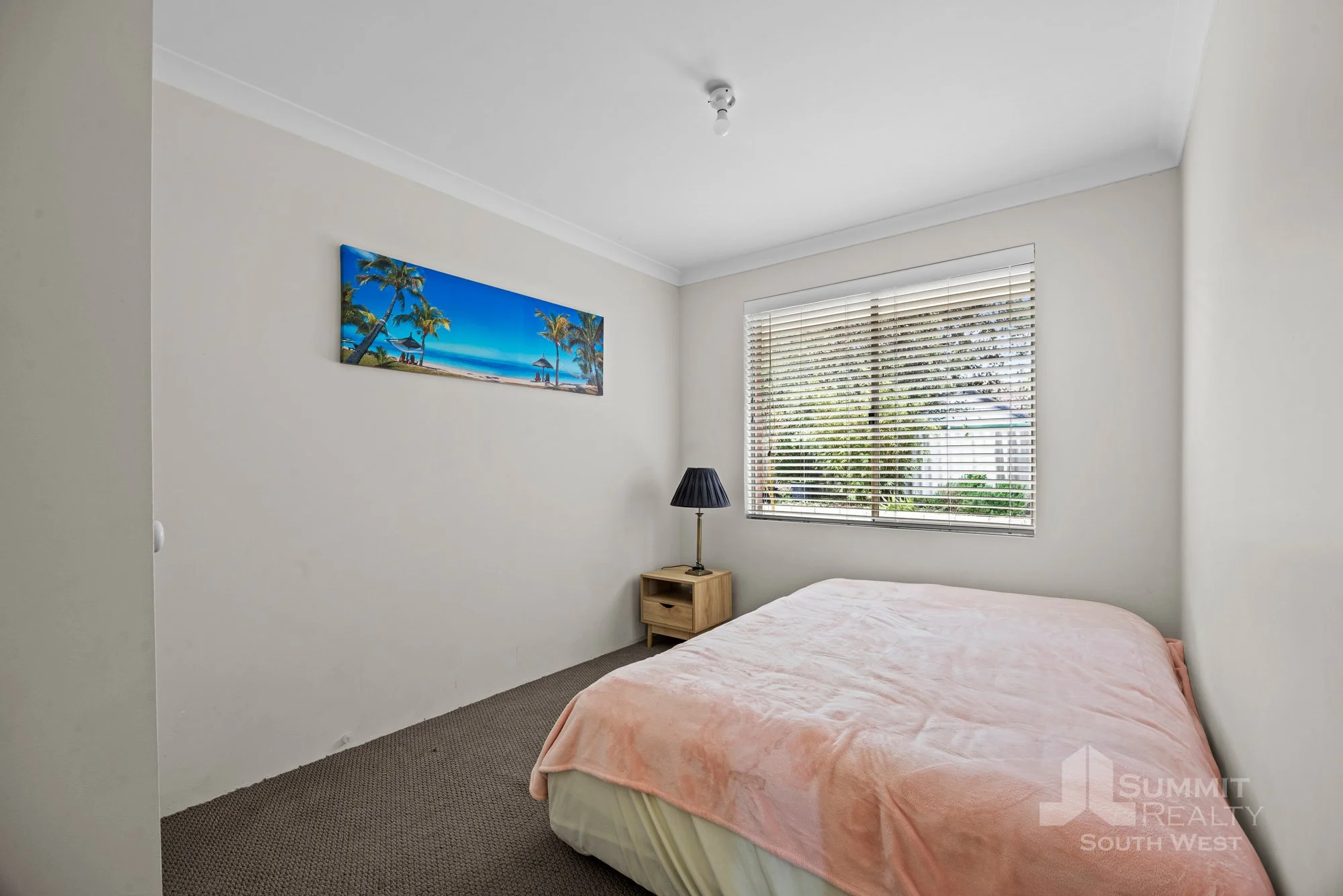 11 St Peters Green_17.jpg