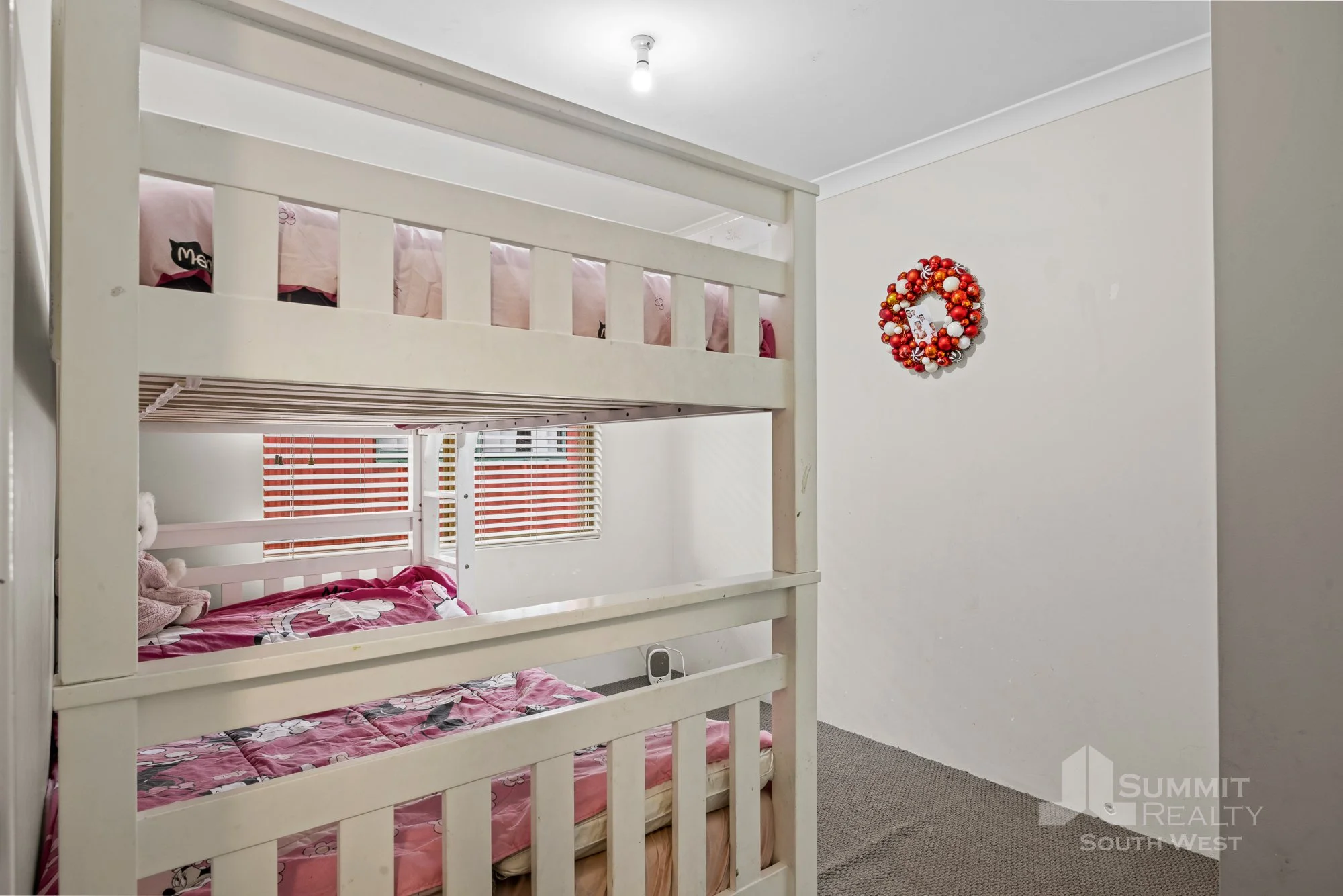 11 St Peters Green_19.jpg