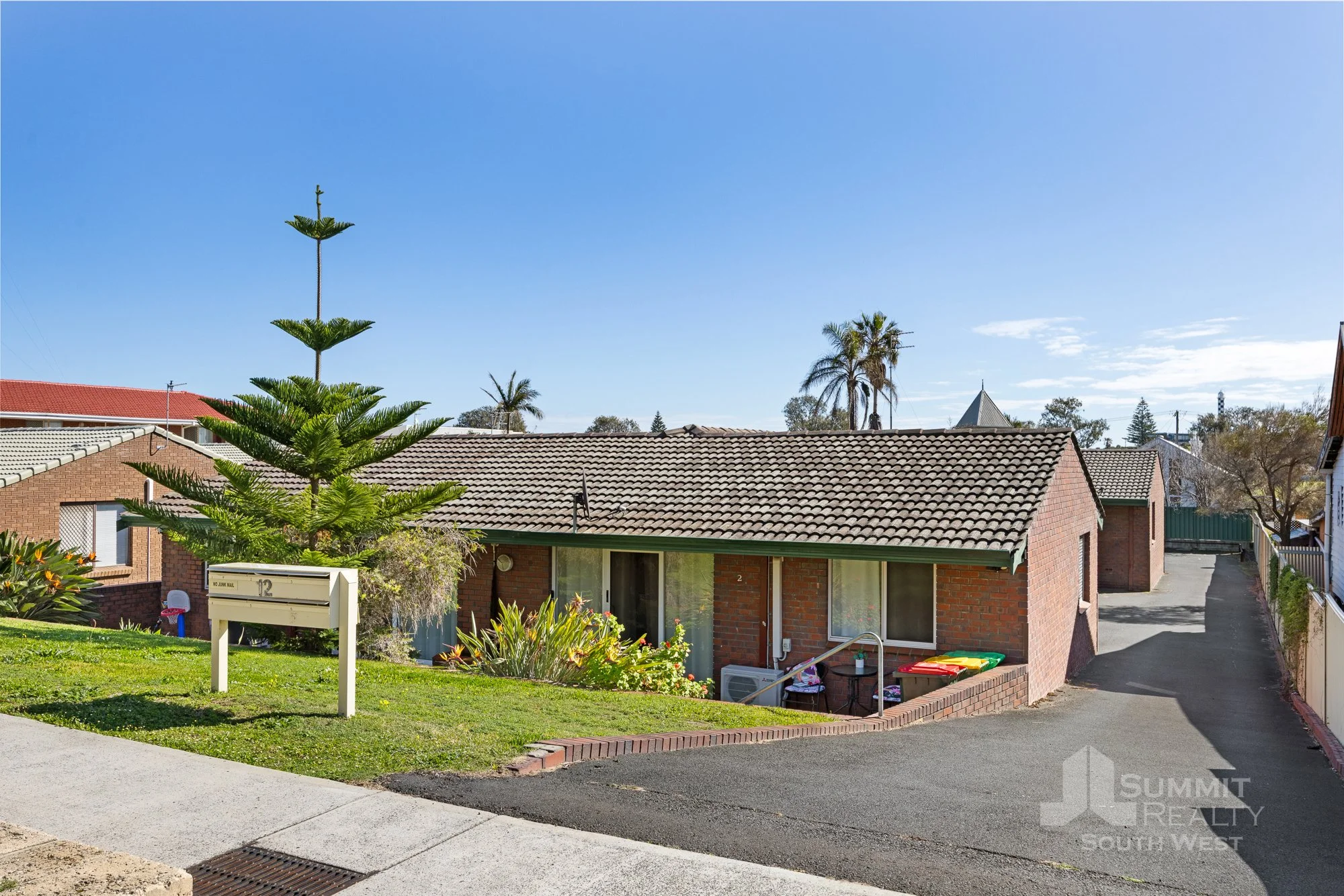 3 -12 Wellington St_1.jpg