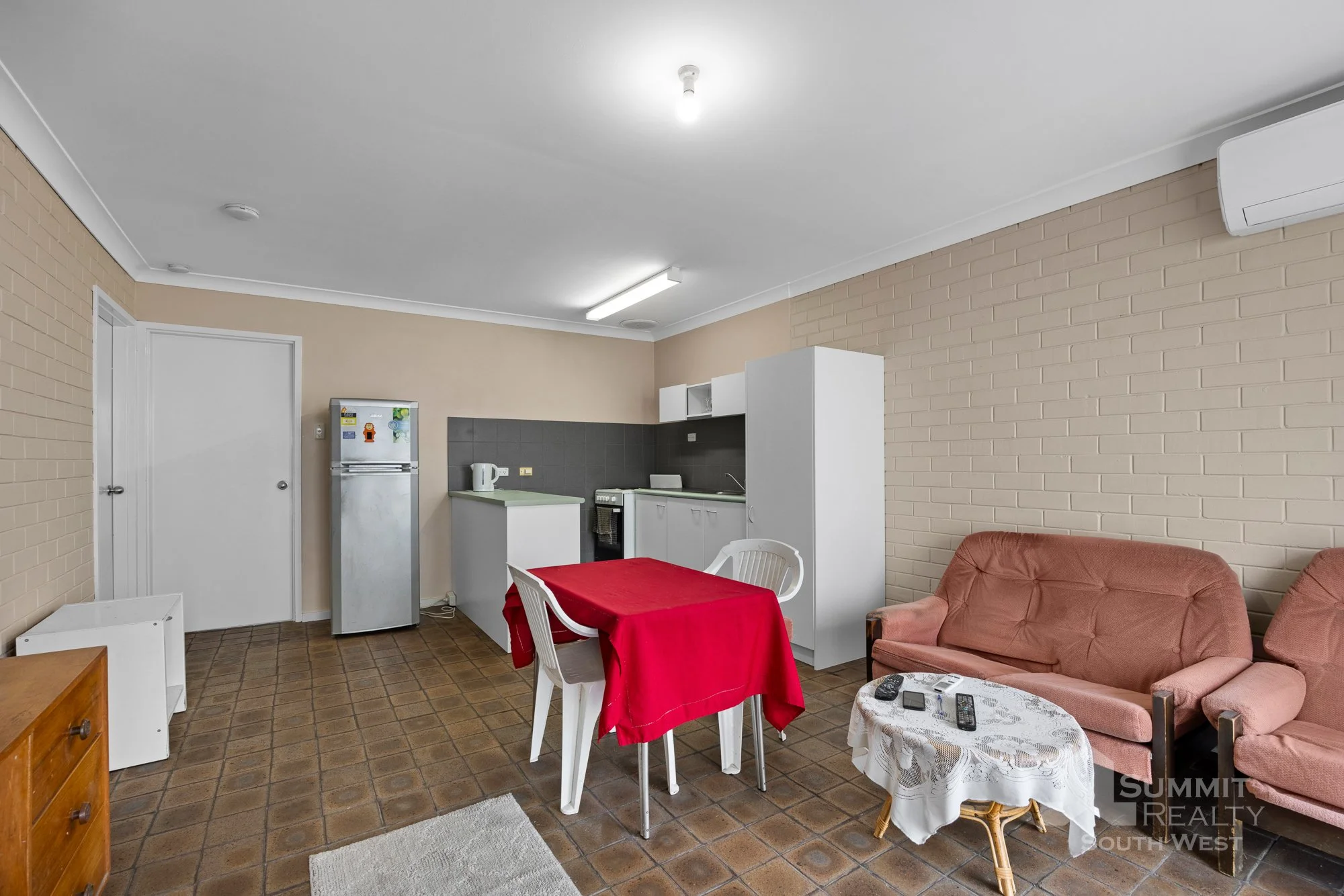 3 -12 Wellington St_5.jpg