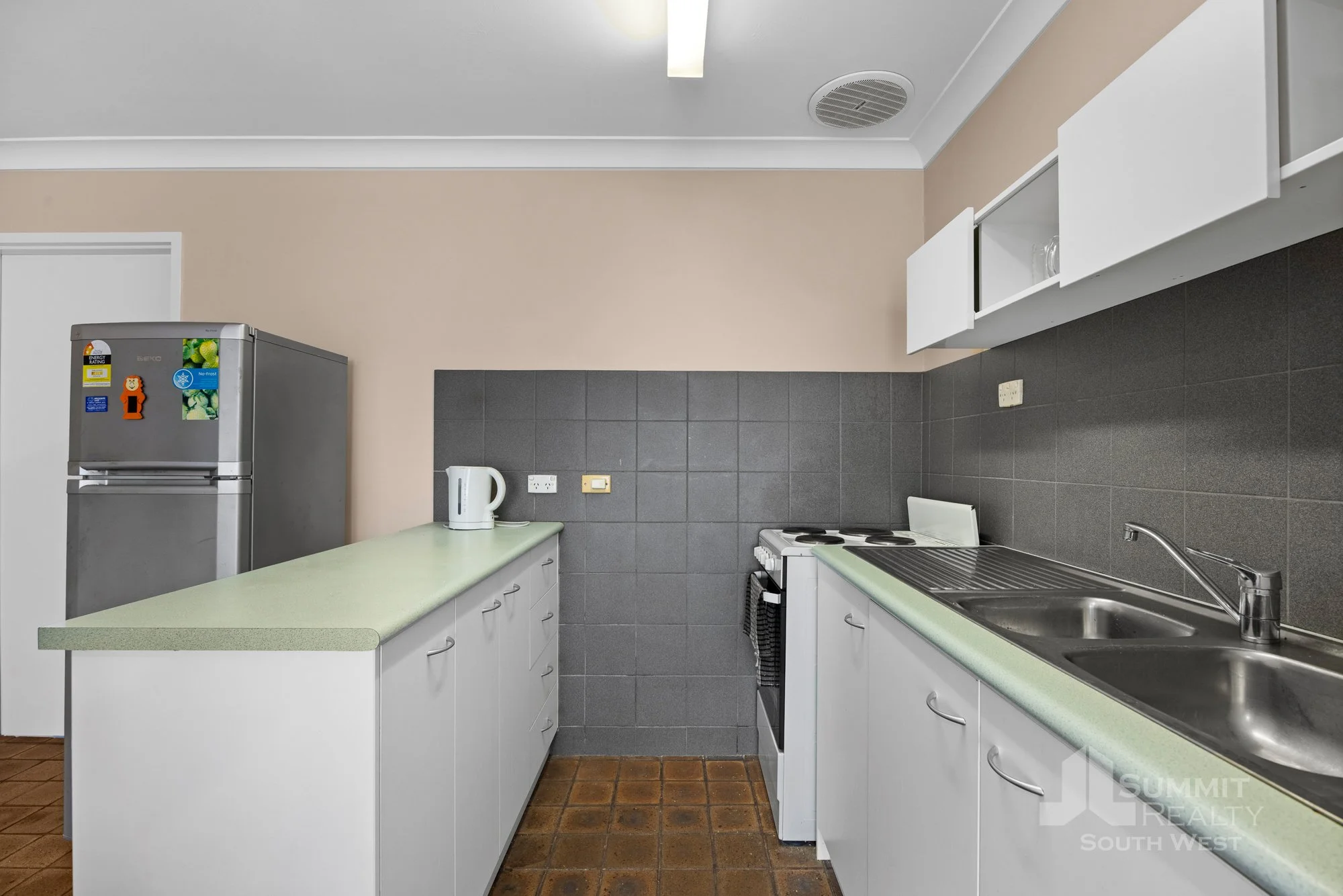 3 -12 Wellington St_11.jpg