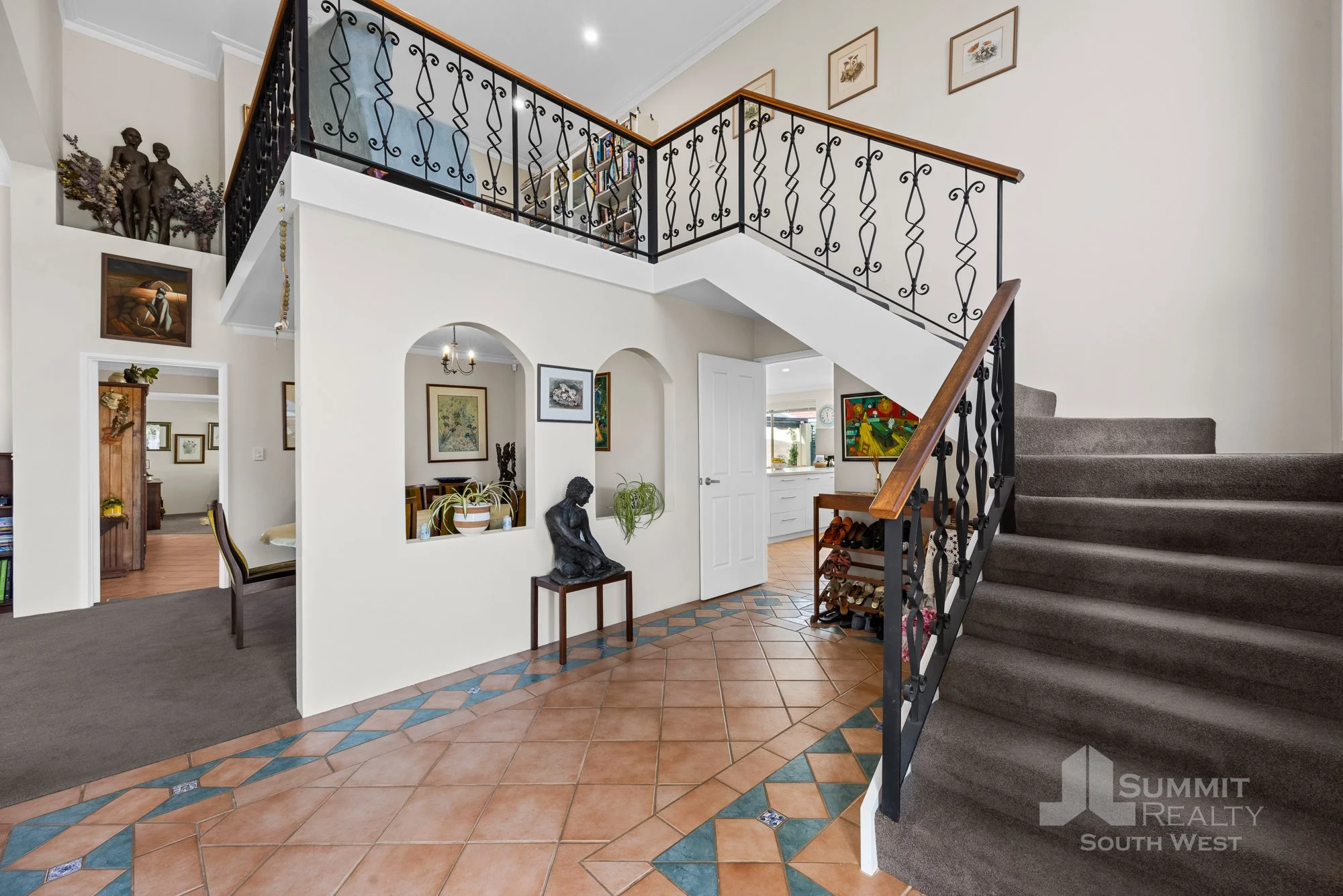 19 Turnberry Way_7.jpg