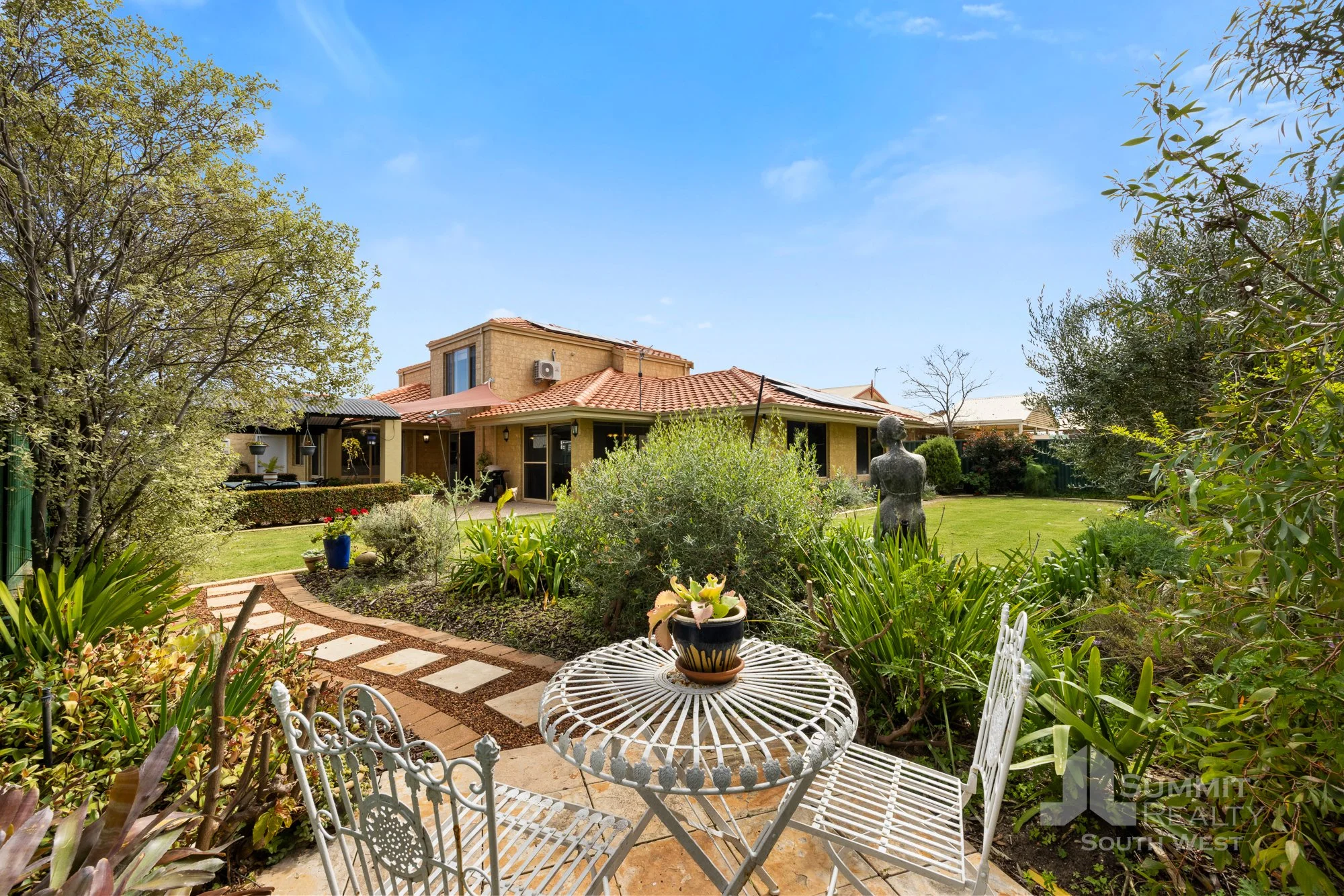 19 Turnberry Way_49.jpg