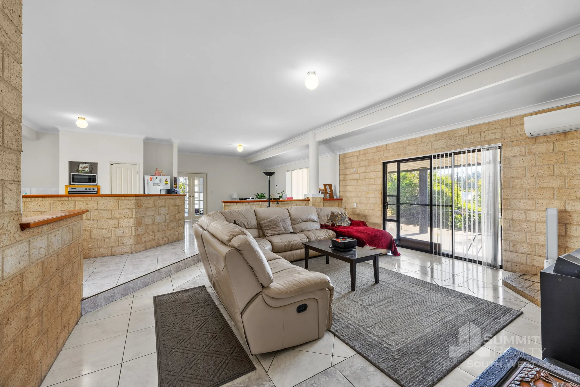 44 Pearce Rd_13.jpg