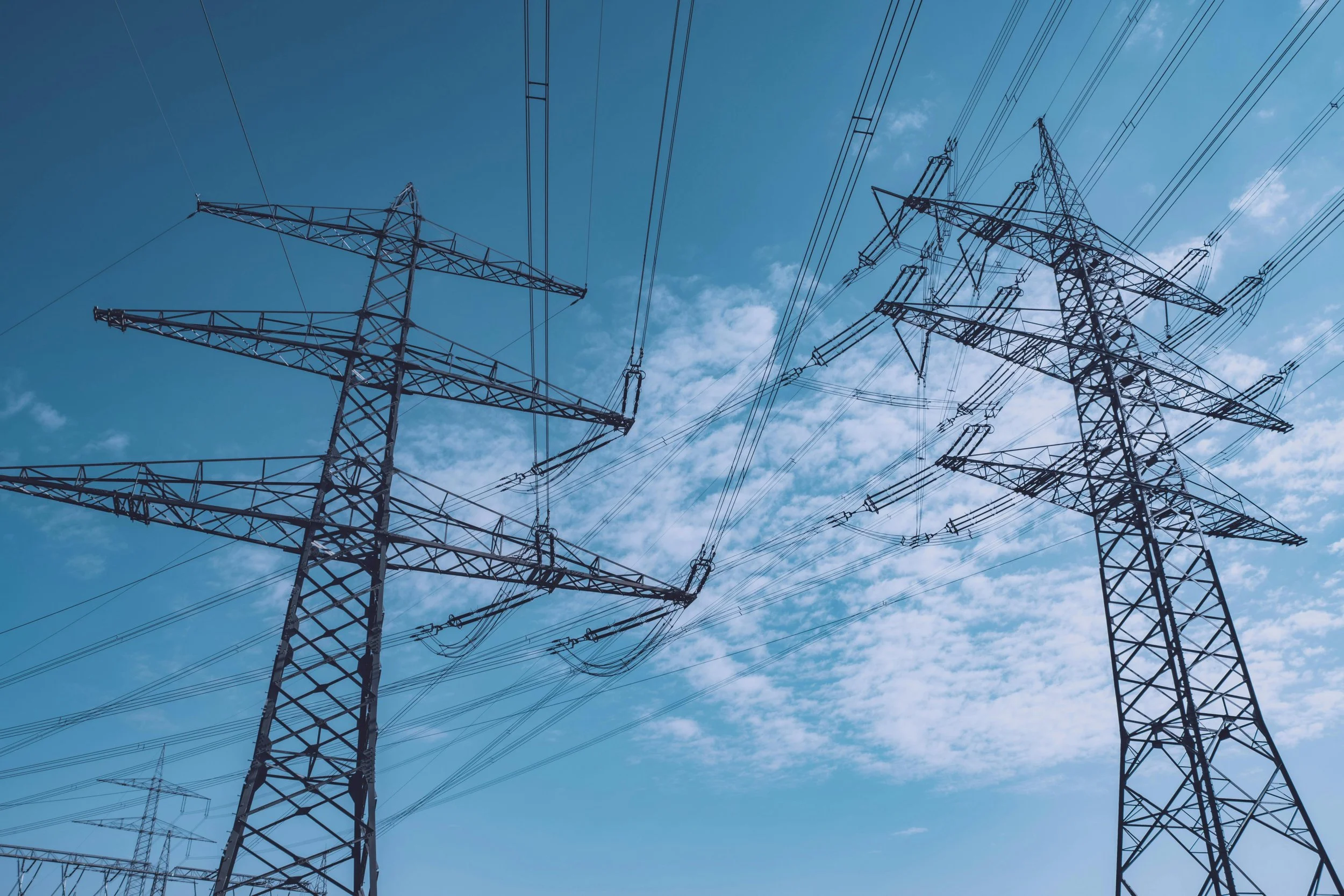 The UK Is Moving to Decouple Electricity Prices From Gas. Here’s What Businesses Need to Know