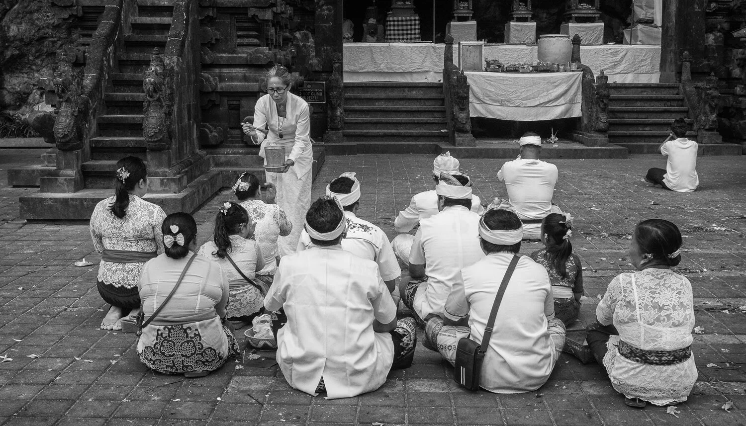 Balinese-religious-ritual.jpg