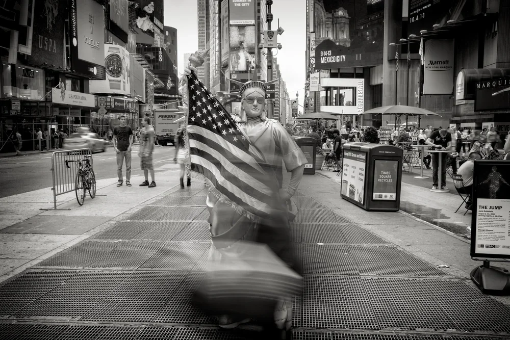 Kevin Brusie, Times Square Recycles