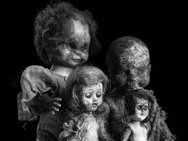 Tillman Crane, Family Portrait I (Olin Mills), ND, 2023