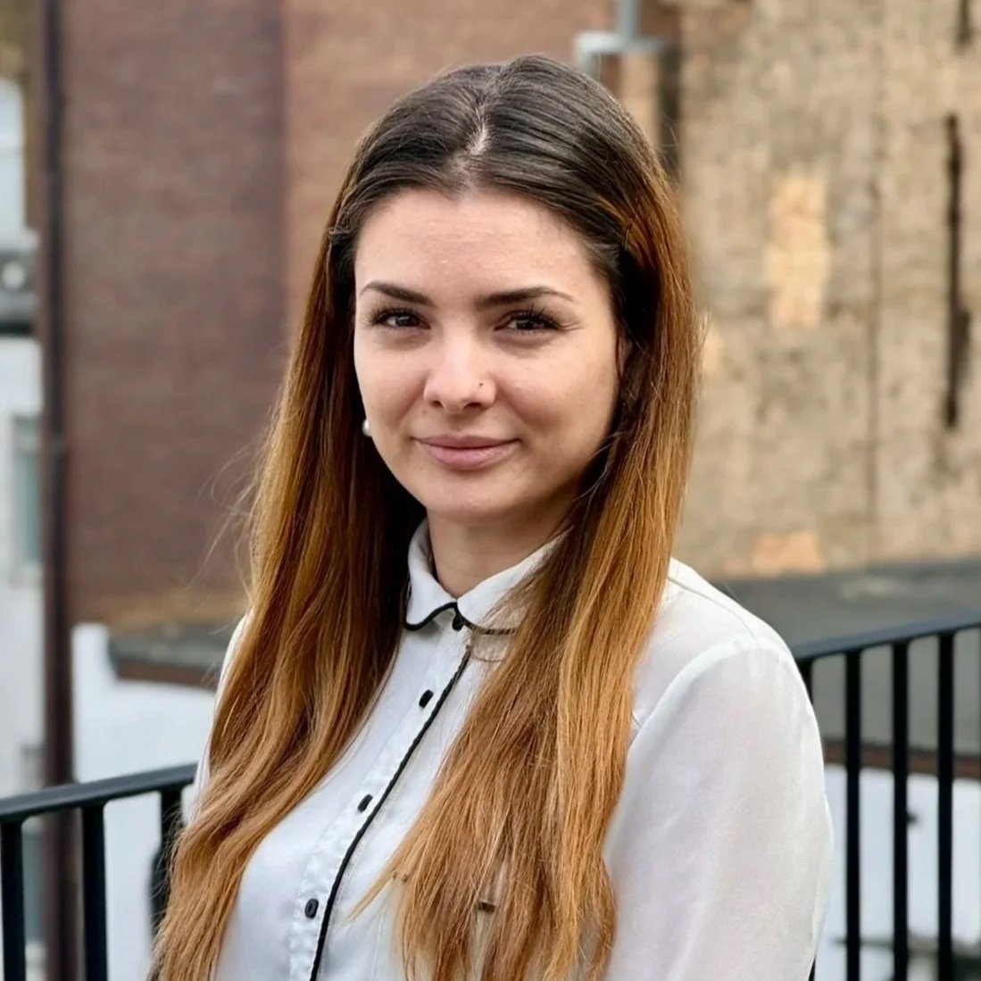  Angela Florentina Gliga 