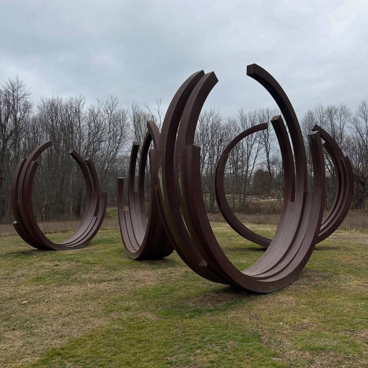 Highlights from our visit to @art_omi in Ghent, NY.
 
I studied sculpture in college, though I never intended to pursue it as a career. Still, my degree gave me a strong foundation for floral design. Sculpture taught me to understand form, positive a