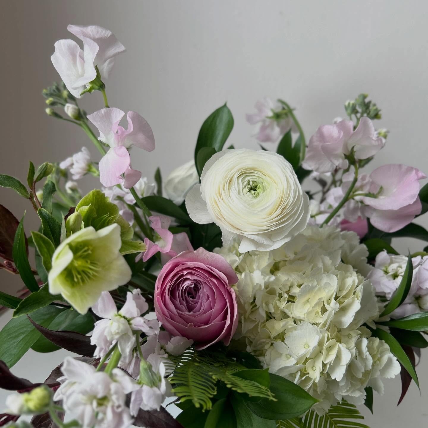 I donated an arrangement to the December silent auction for @midcoasthumane , and today the winning bidder is picking up his flowers to surprise his long distance Valentine. 💌 What a guy!