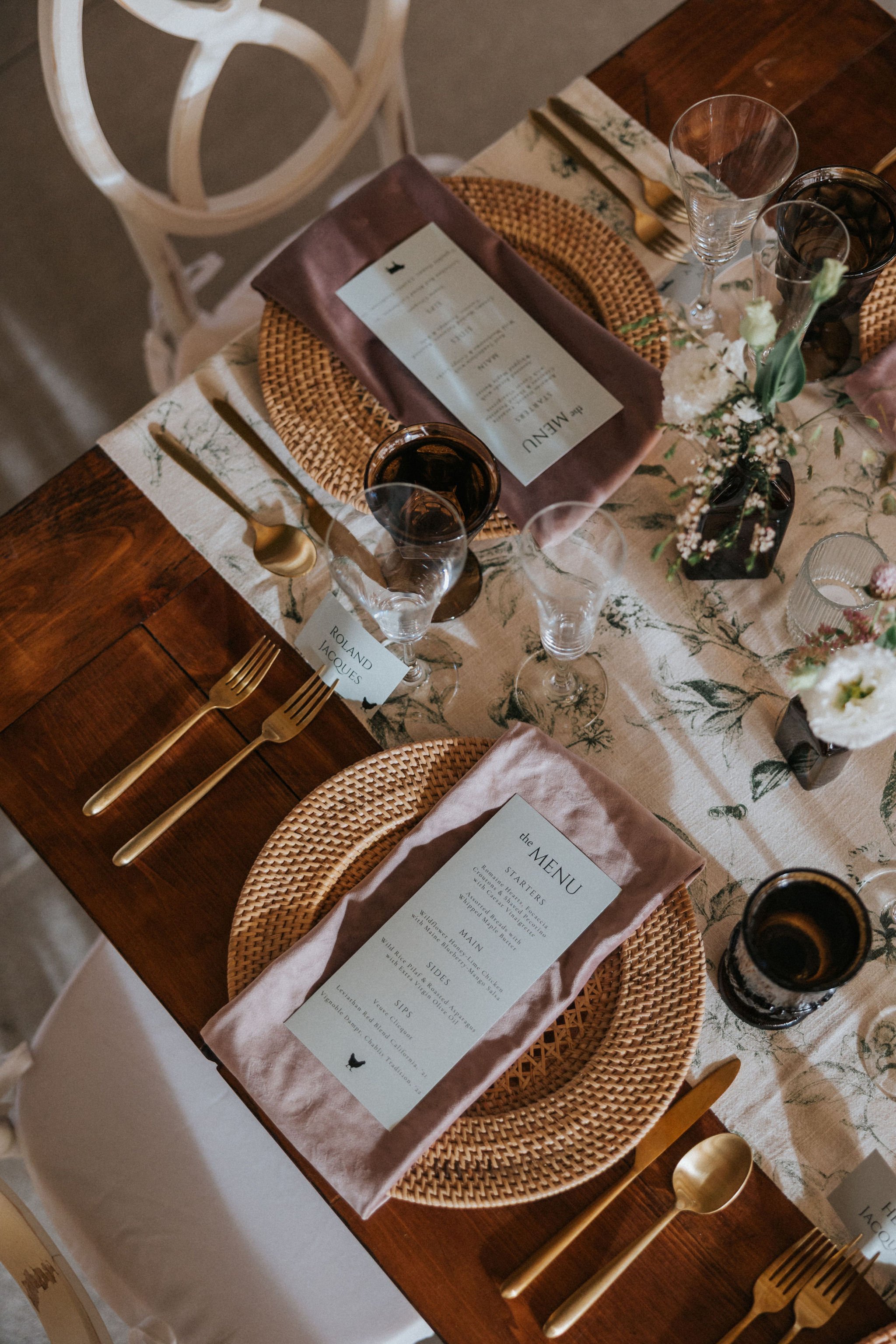 Maine-wedding-place-settings-bud-vases-Celadon-Floral