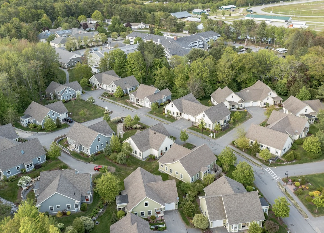 Brunswick, Maine florist delivering unique and sophisticated