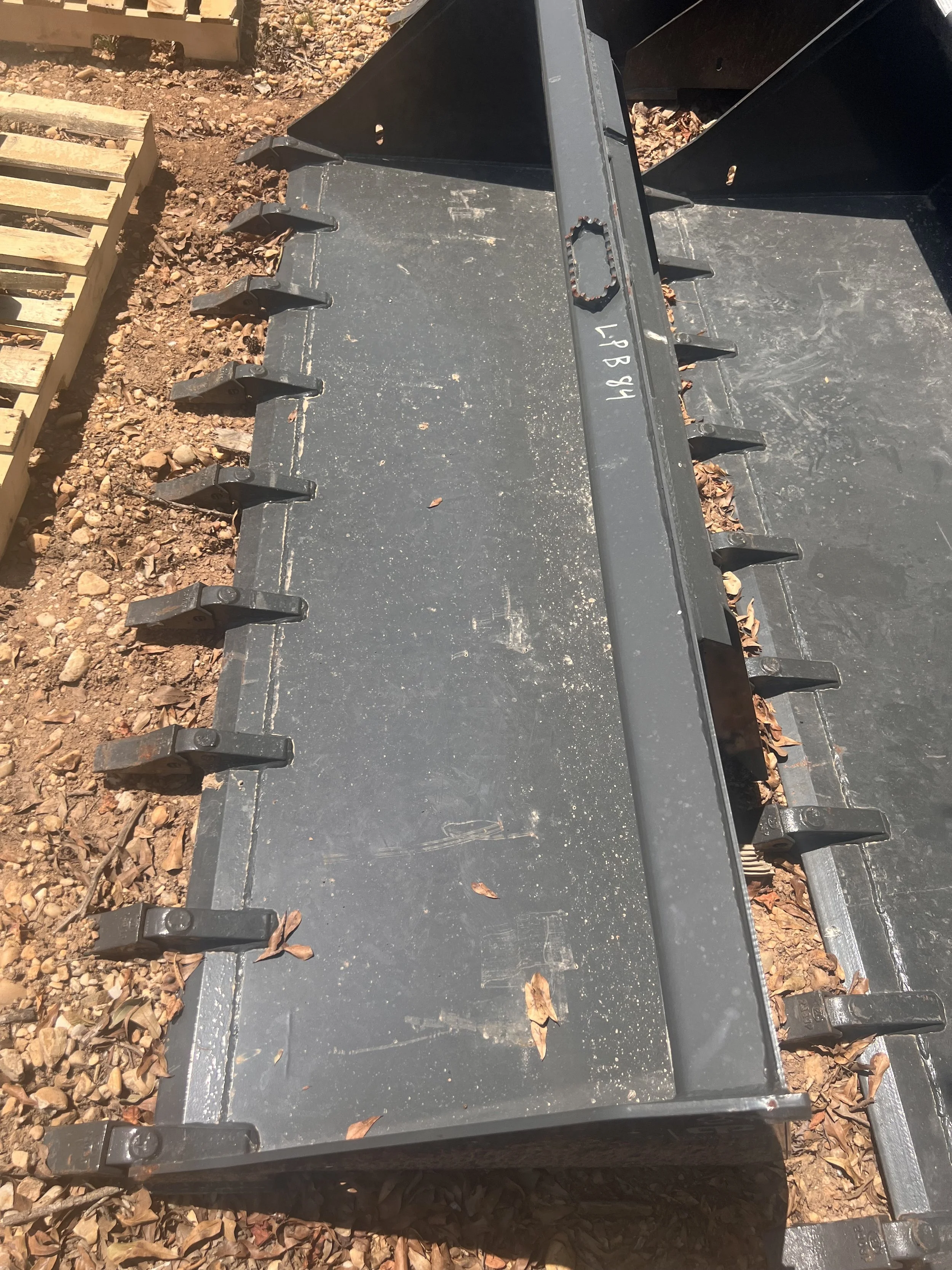 Jenkins Smooth Bucket / Blue Best Equipment Sales / Richburg SC