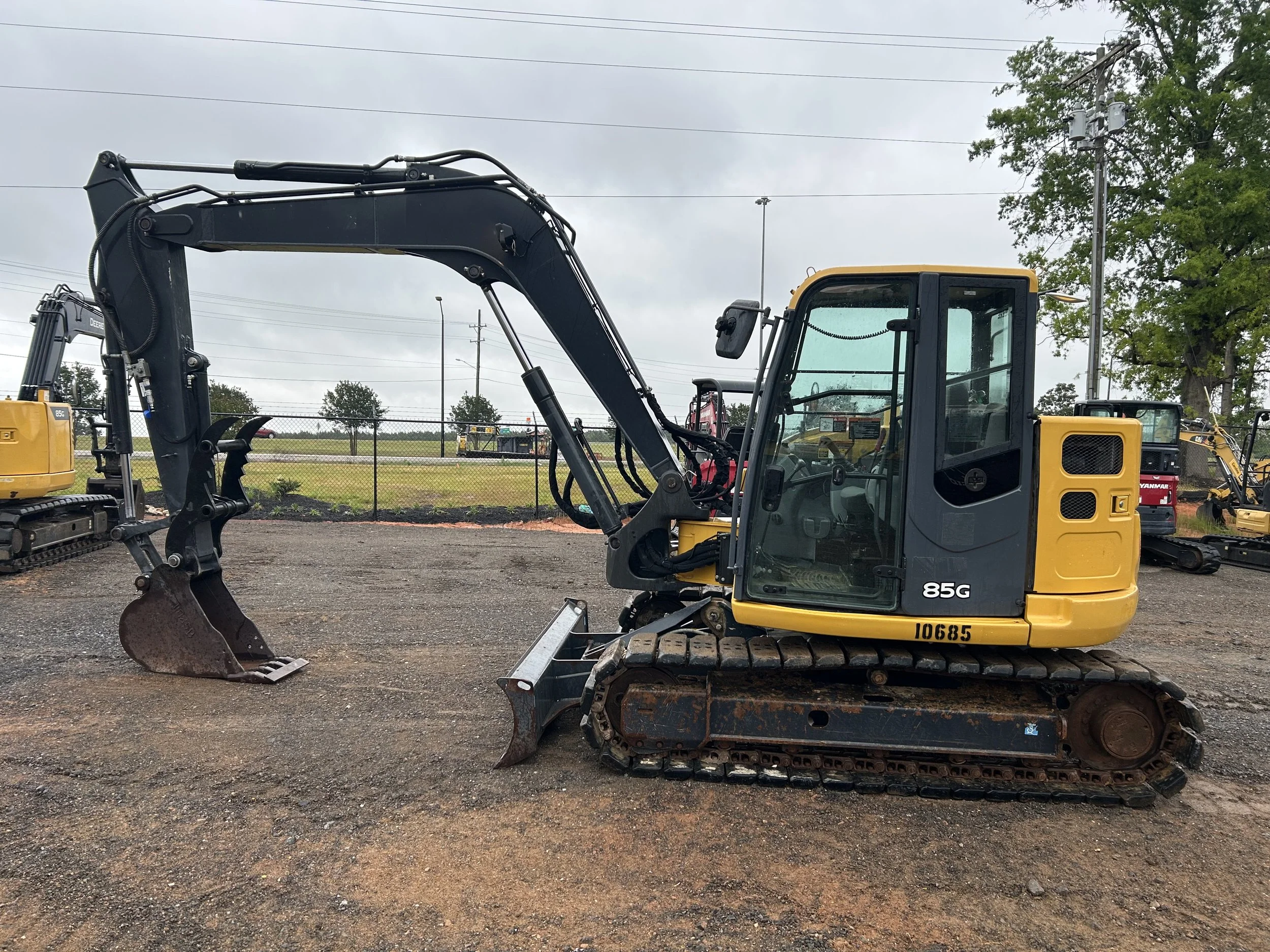 2021 Deere 85G Excavator