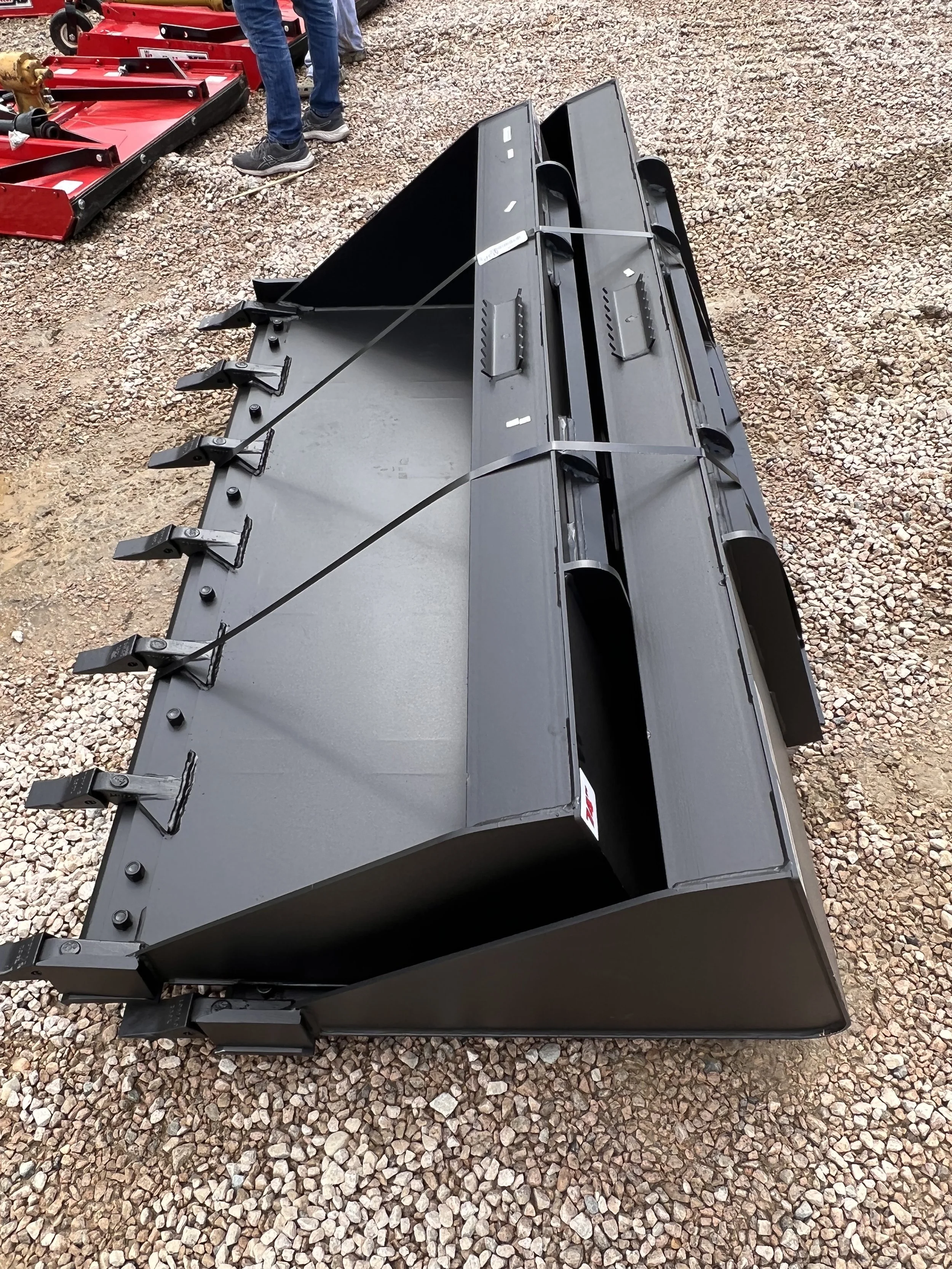 Jenkins Smooth Bucket / Blue Best Equipment Sales / Richburg SC