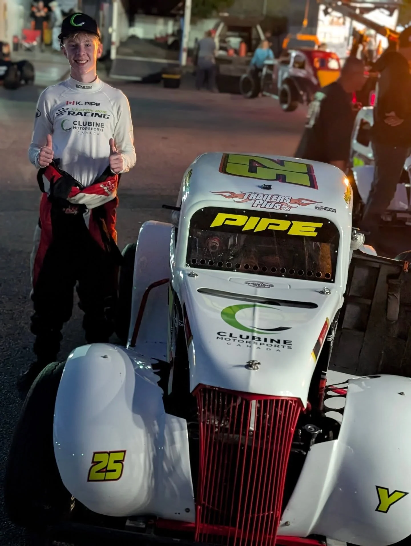 P5 baby!!!
Tonight was a highly anticipated race @sunsetspeedway. The race weekend was coined "The Last Dance" since the current speedway owners are stepping down and the future of the speedway is unknown. The grandstands and pits were P