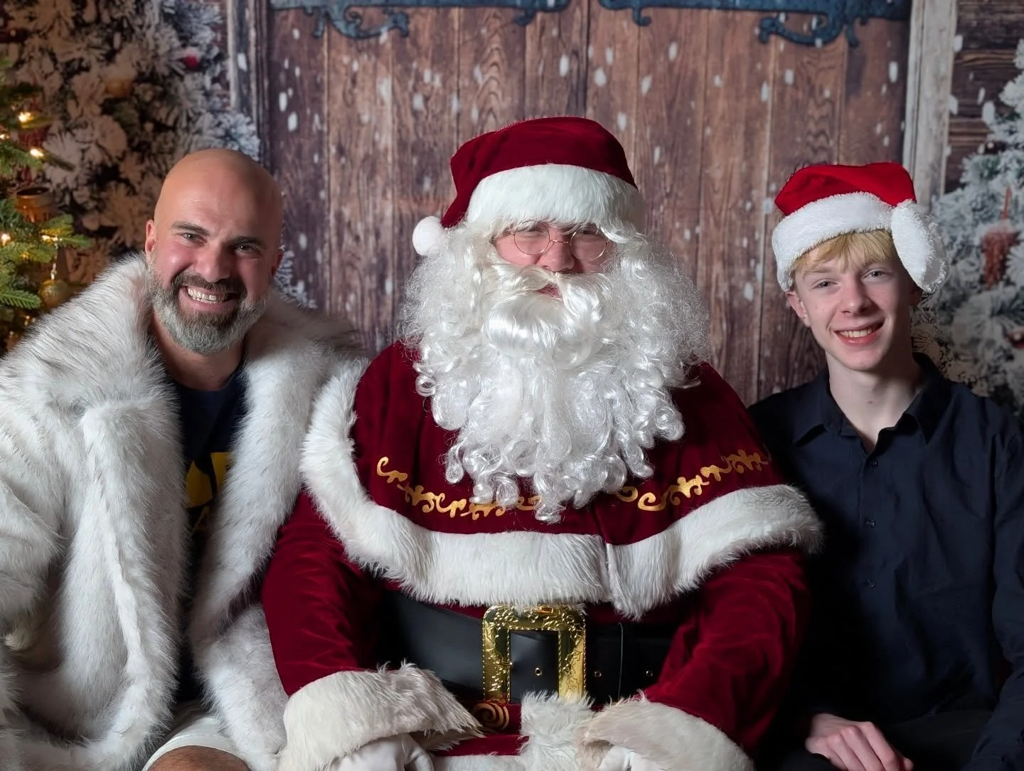 Had a great time celebrating the holiday season tonight with my long time friend and sponsor, @sark_realty !

Sarkis' annual Christmas party was at a great local spot by the Whitby waterfront called @townbrewery and it was complete with delicious foo