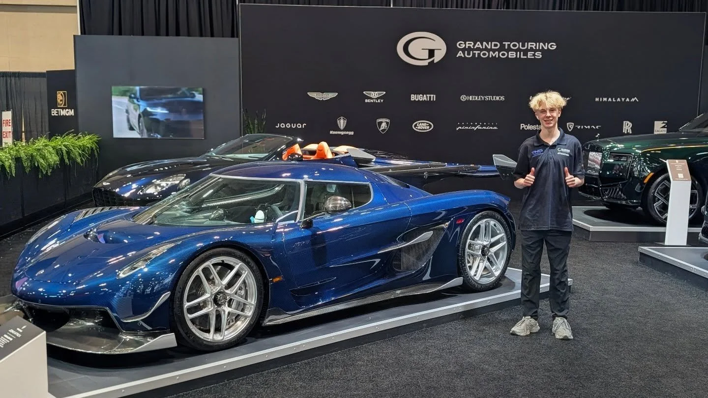 Let's just take a moment for the absolutely stunning @koenigsegg Jesko. What a beautiful car!! Thanks to my dad, @rollsroycewayne , and some amazing staff @grandtouringautos for the opportunity to see this car up close at the @autoshowca !

@koenigse