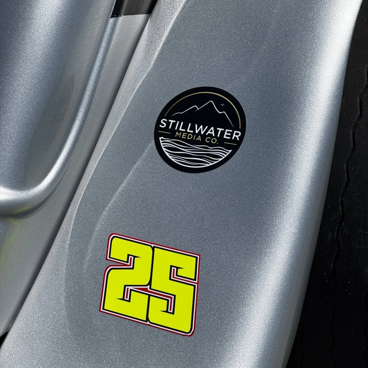 Sporting a pair of new decals on my back fenders this season!

@stillwatermediaco can be found at many of our races, capturing incredible footage and putting together outstanding media content that helps showcase our series, drivers, and the exciteme