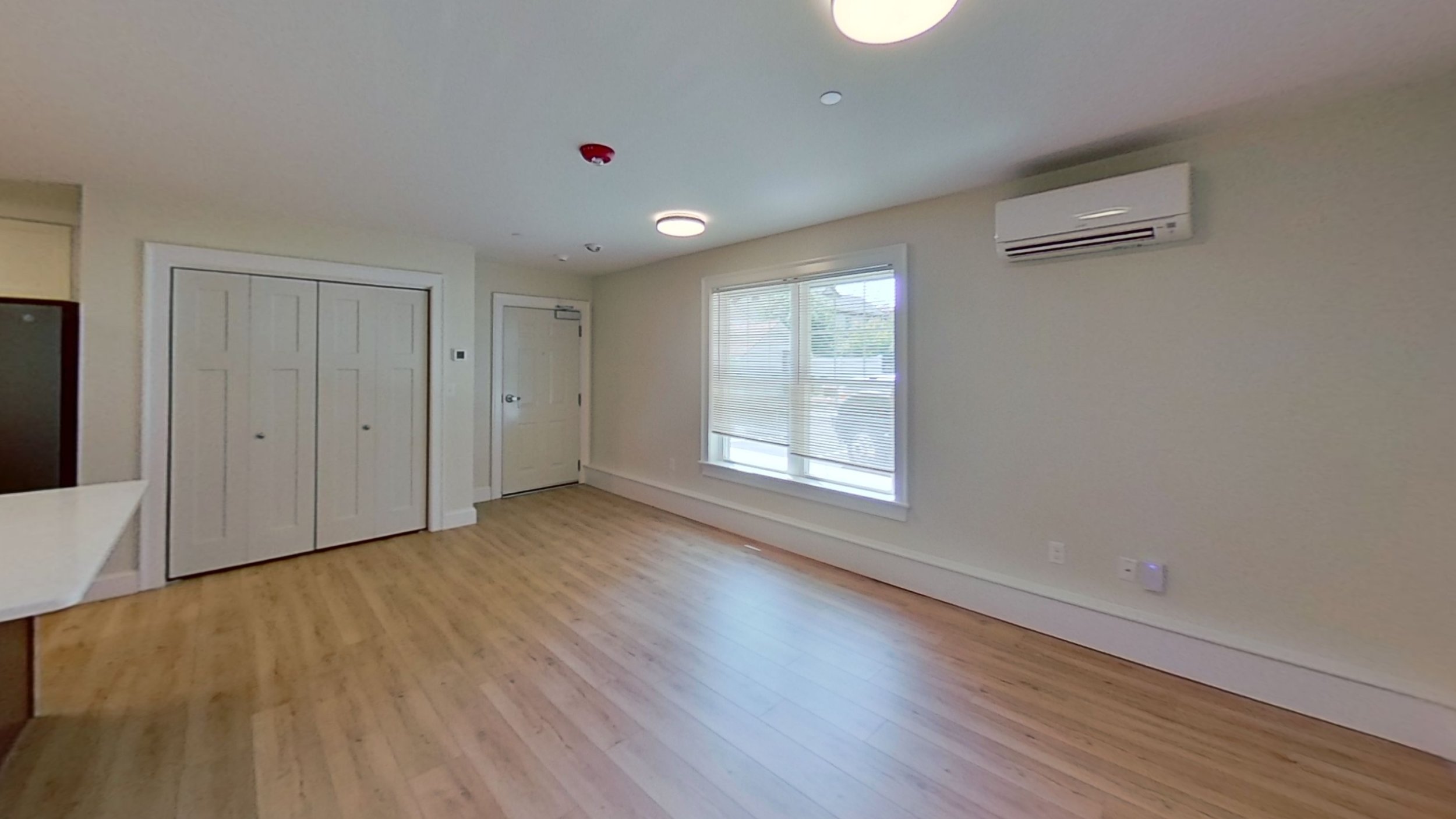 462-Main-St-Unit-10-Amherst-Unfurnished(1).jpg