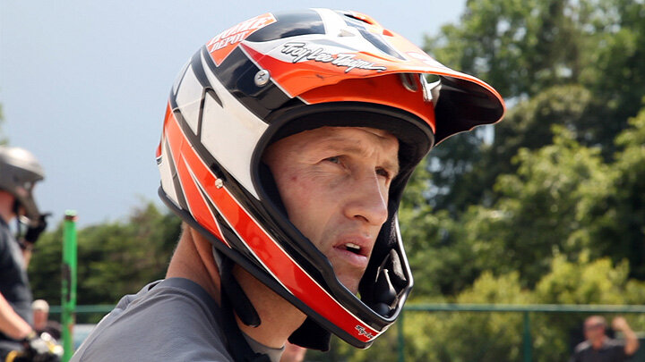 Crew_close_up-720.jpg
