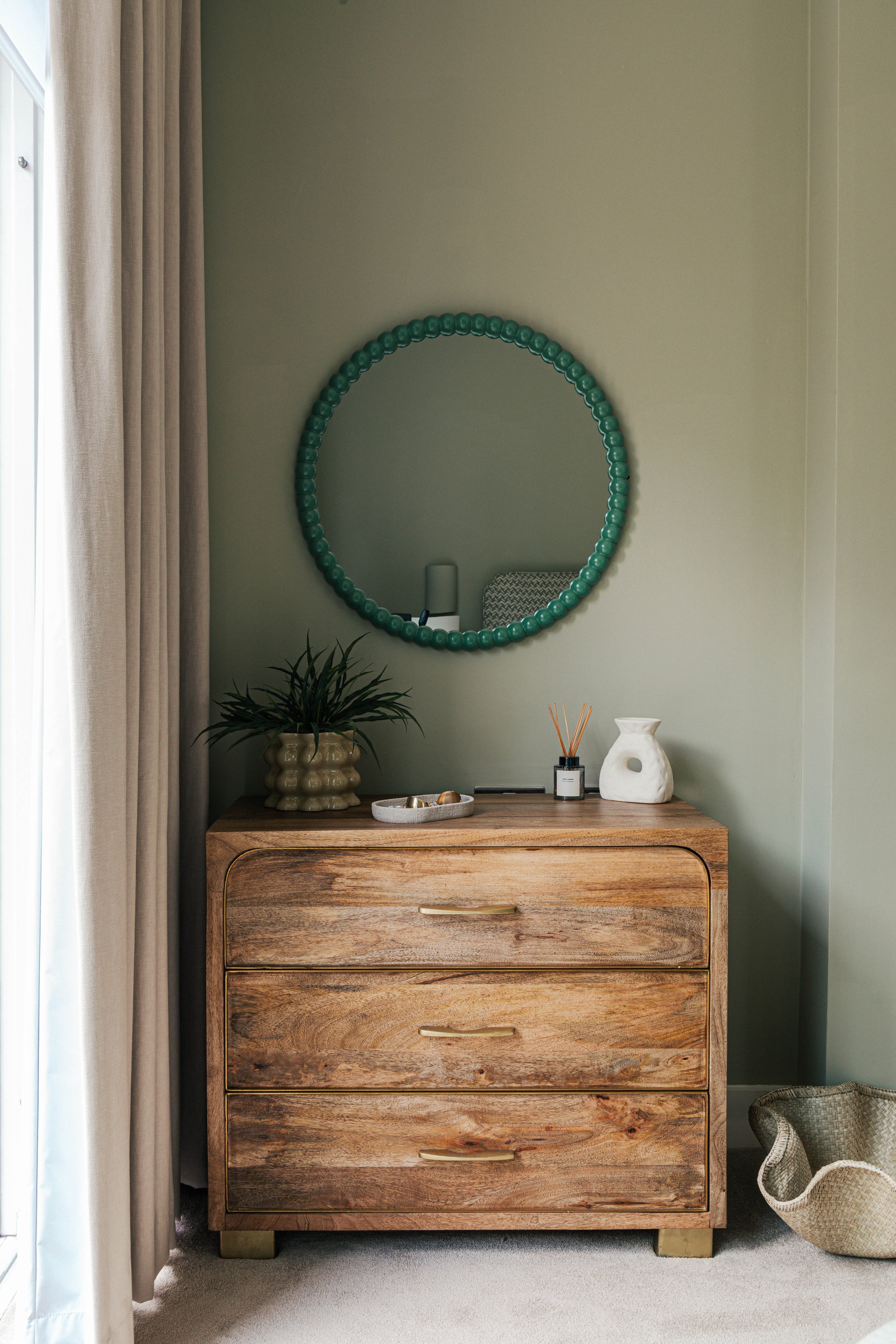 Clapham South 3 bed-48.jpg