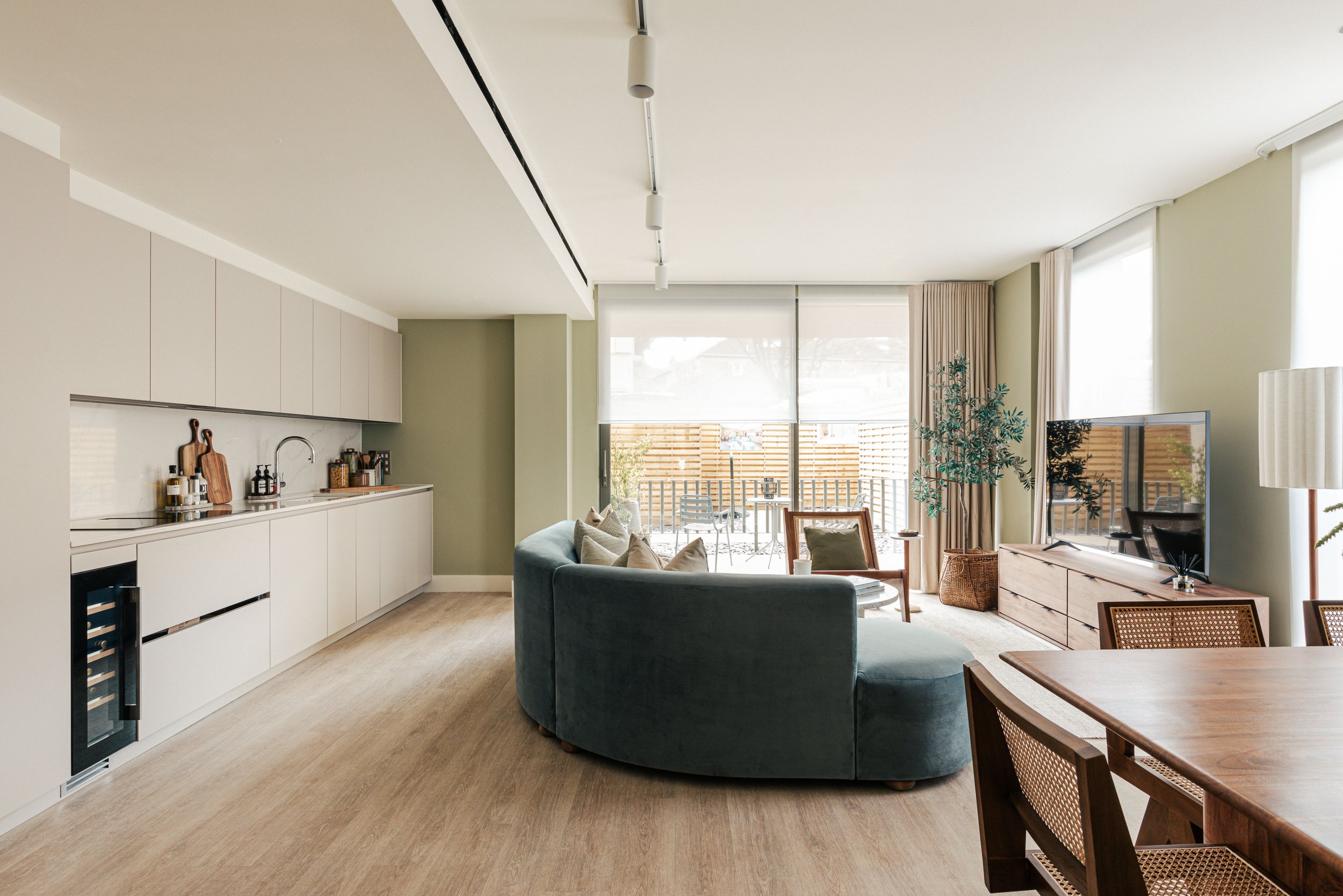 Clapham South 3 bed-9.jpg