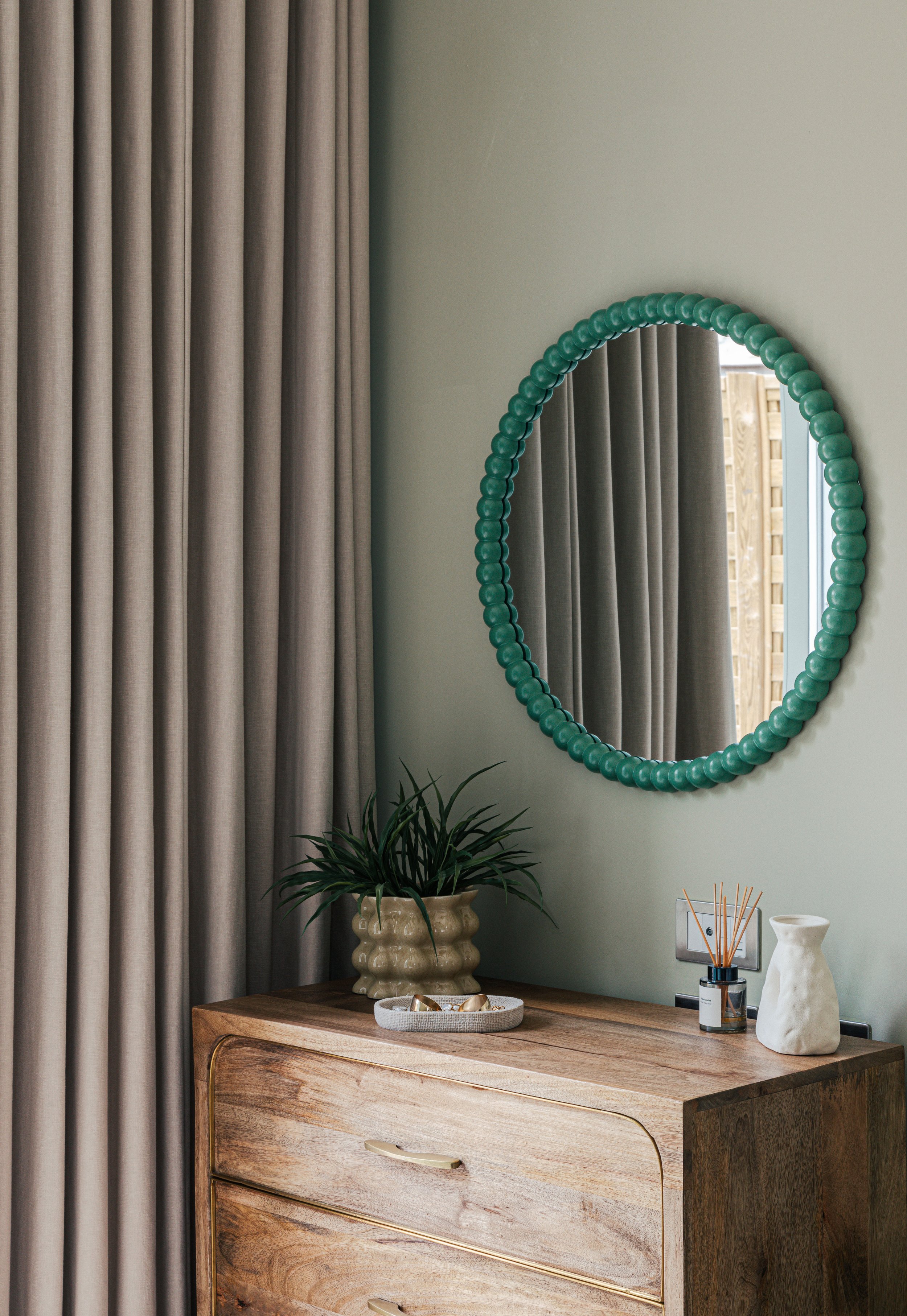Clapham South 3 bed-50.jpg