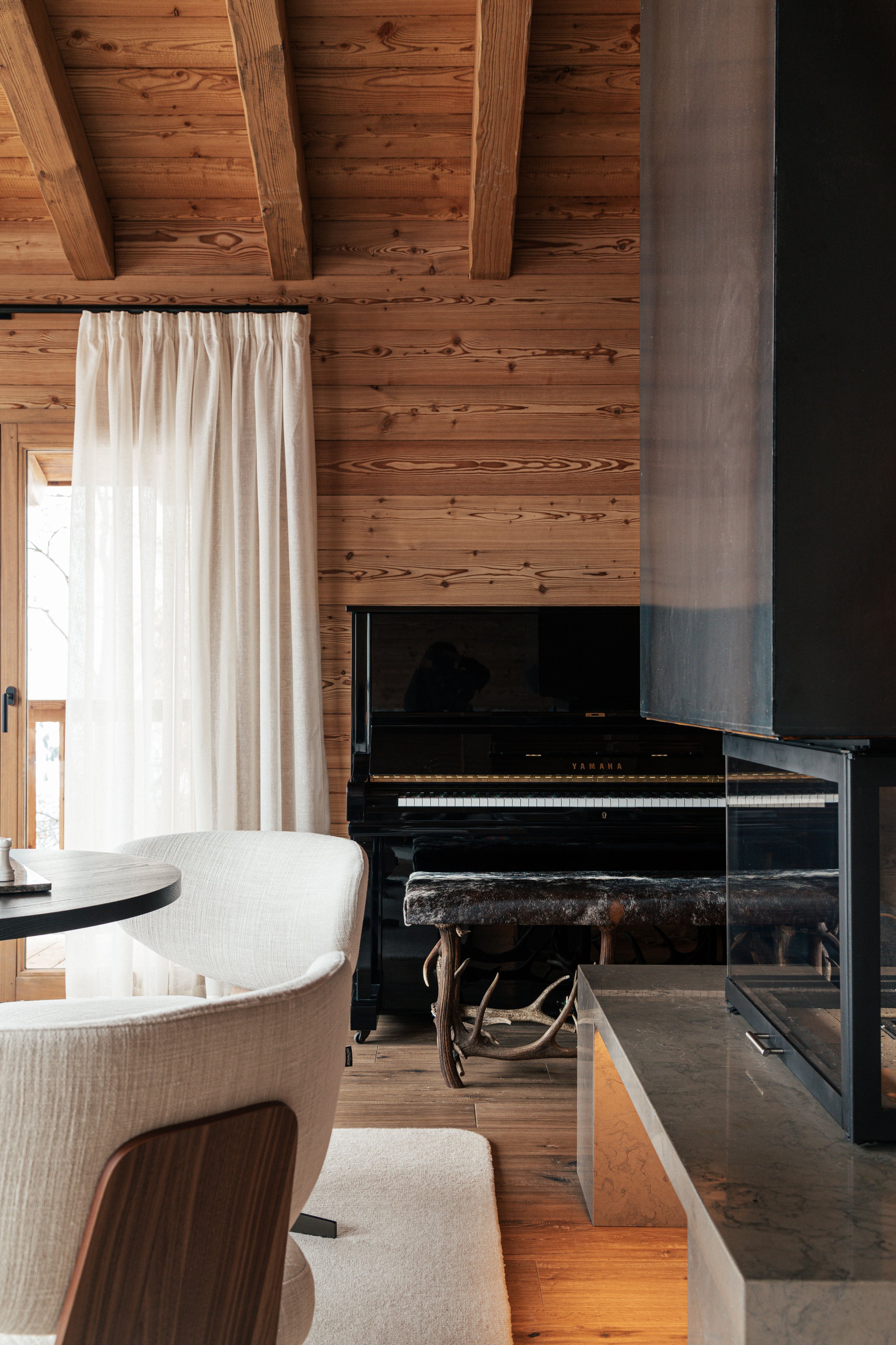 Snowfall Chalet 2023-14.jpg