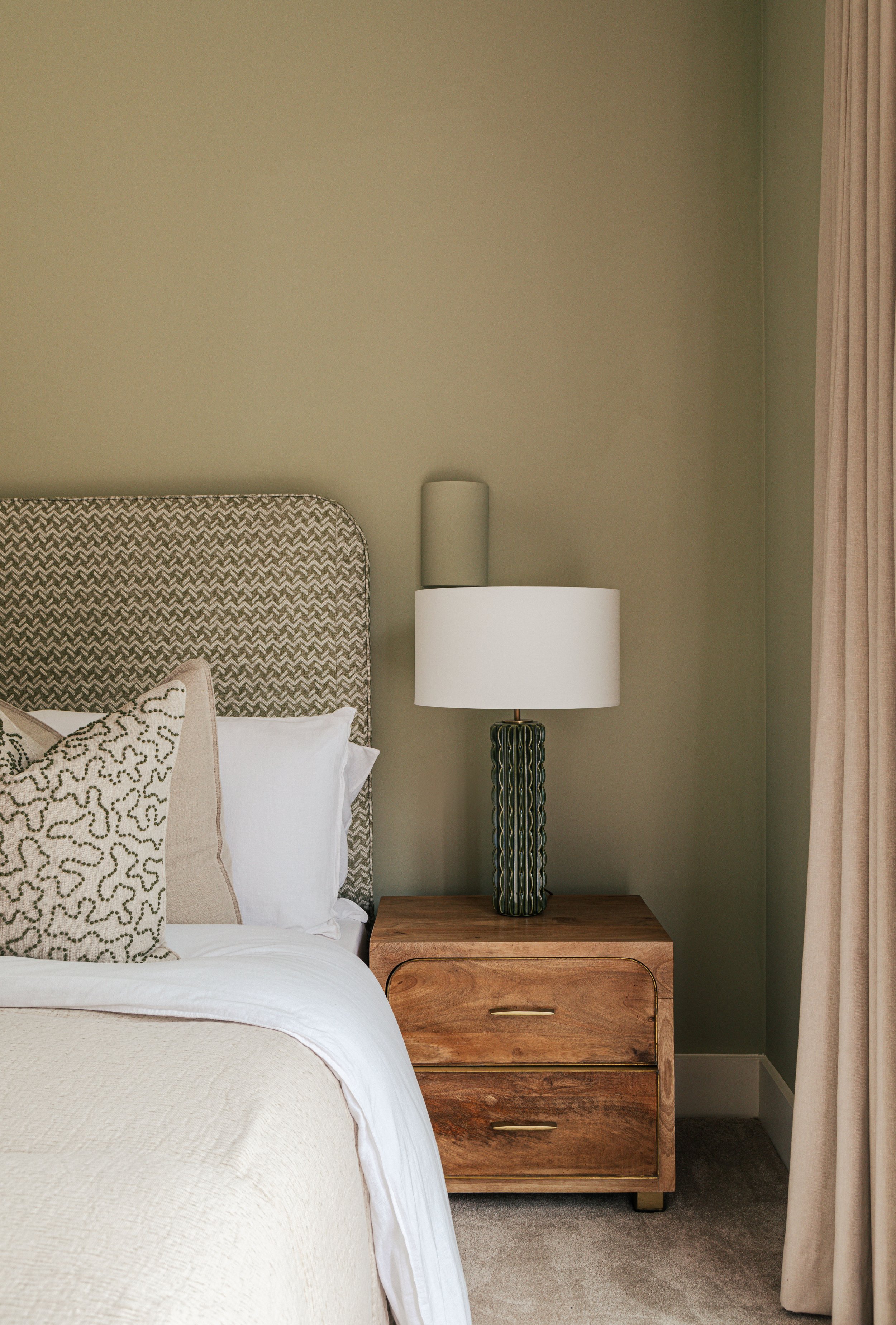 Clapham South 3 bed-47.jpg