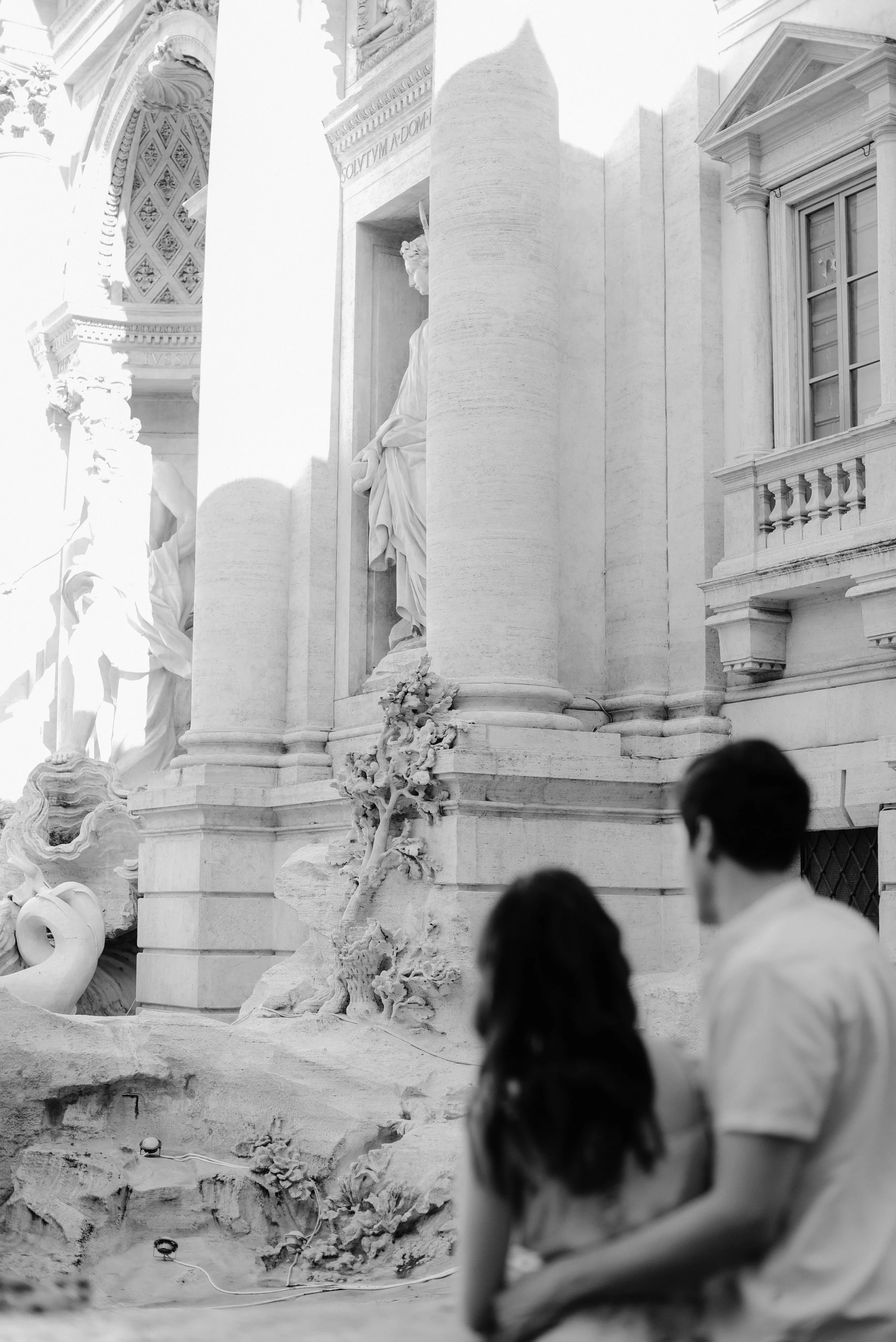 luxury-engagement-session-rome-colosseum-45.jpg