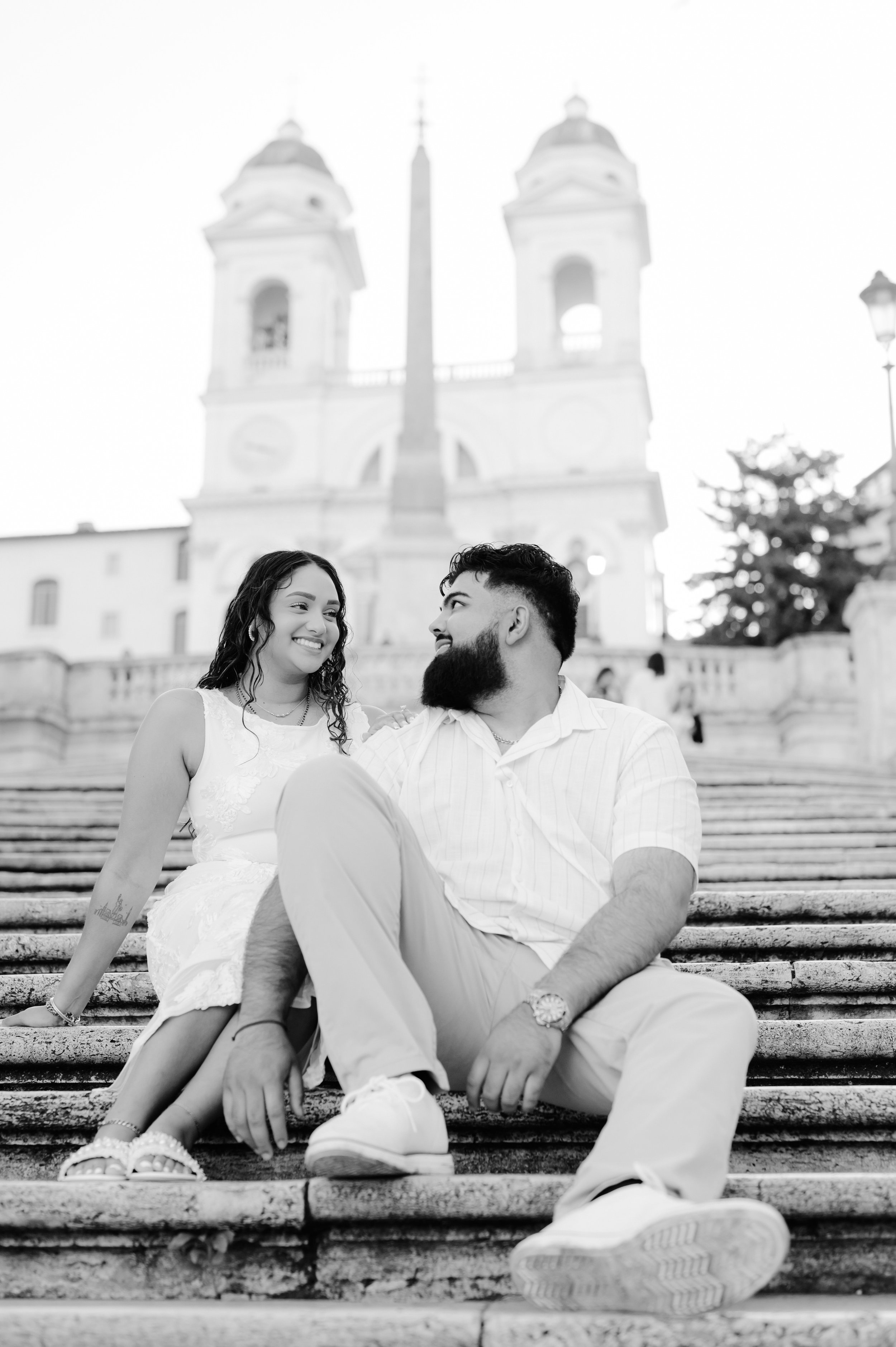 luxury-engagement-session-rome-colosseum-29.jpg