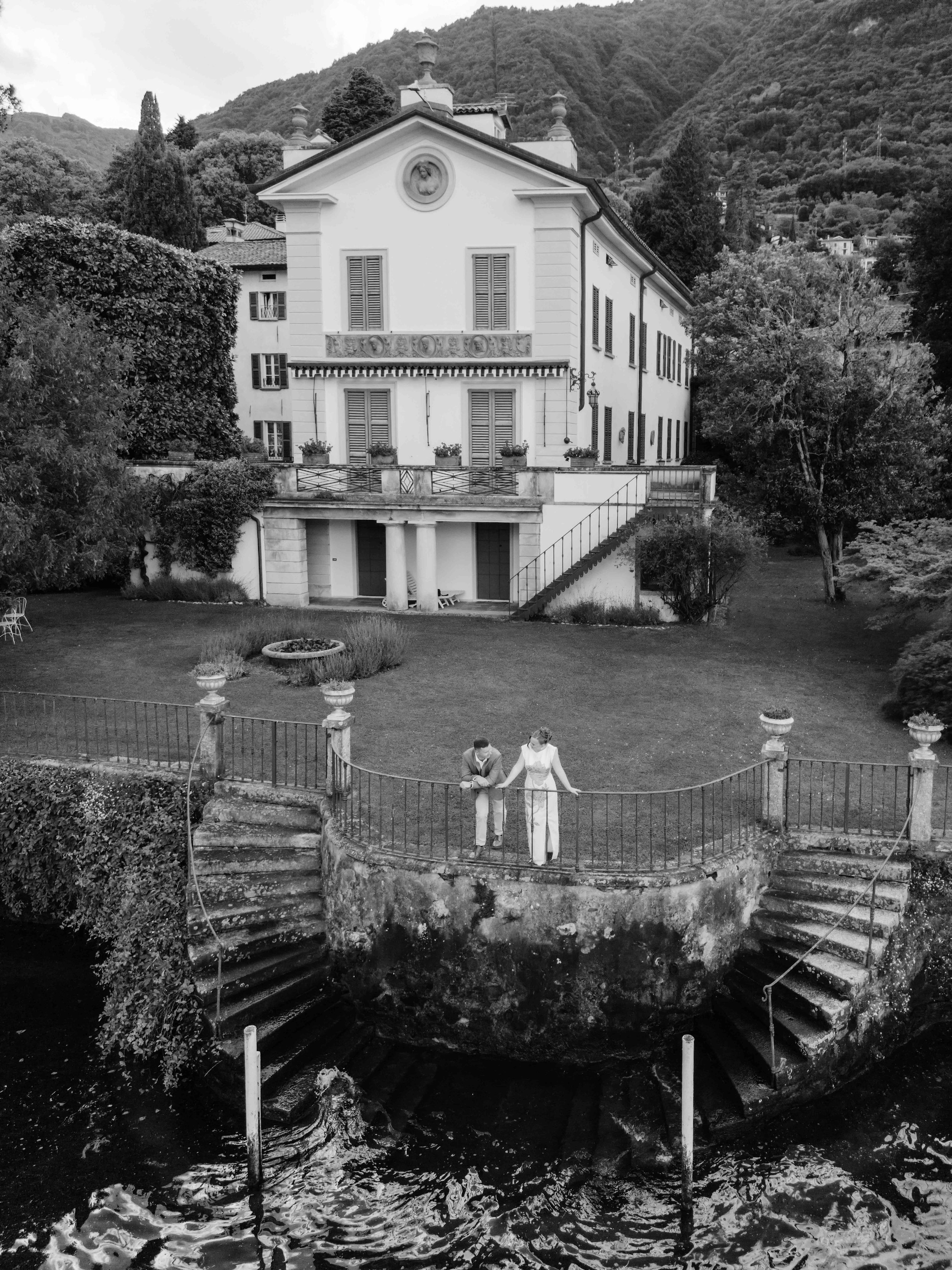 luxury-engagement-session-proposal-elopement-lake-como-11.jpg
