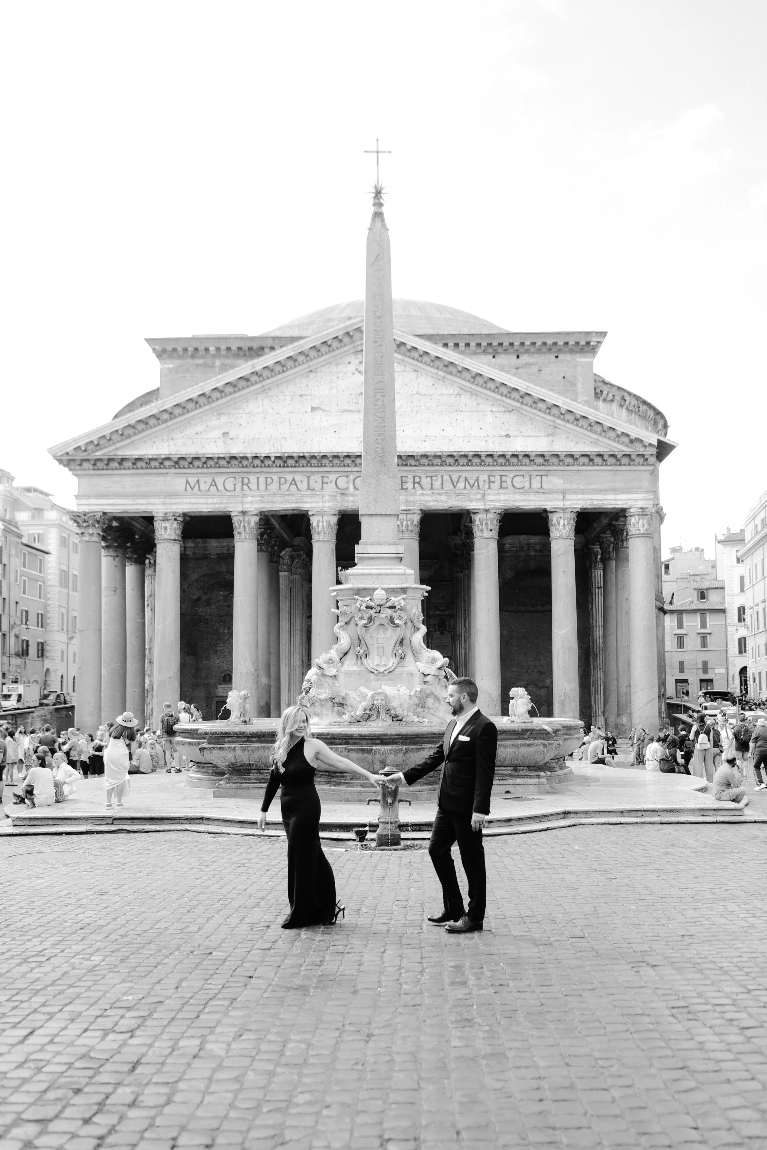 luxury-engagement-session-rome-colosseum-14.jpg