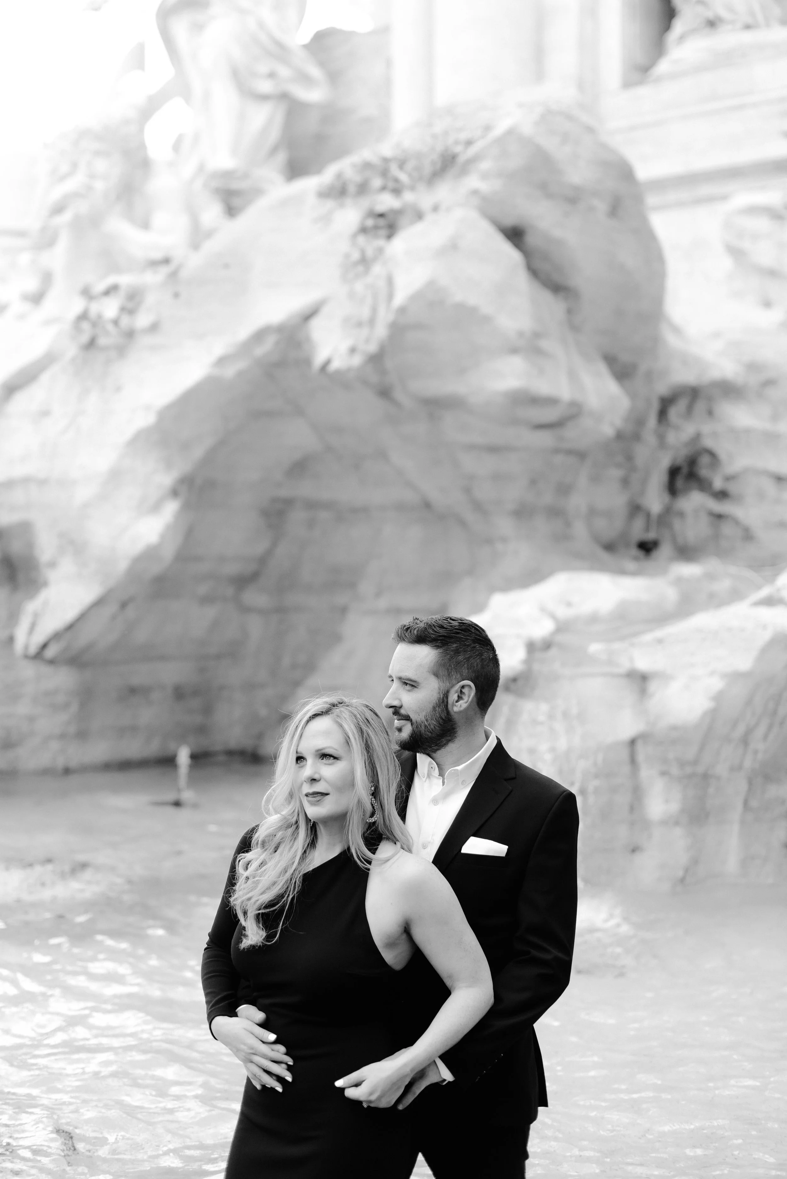luxury-engagement-session-rome-colosseum-7.jpg