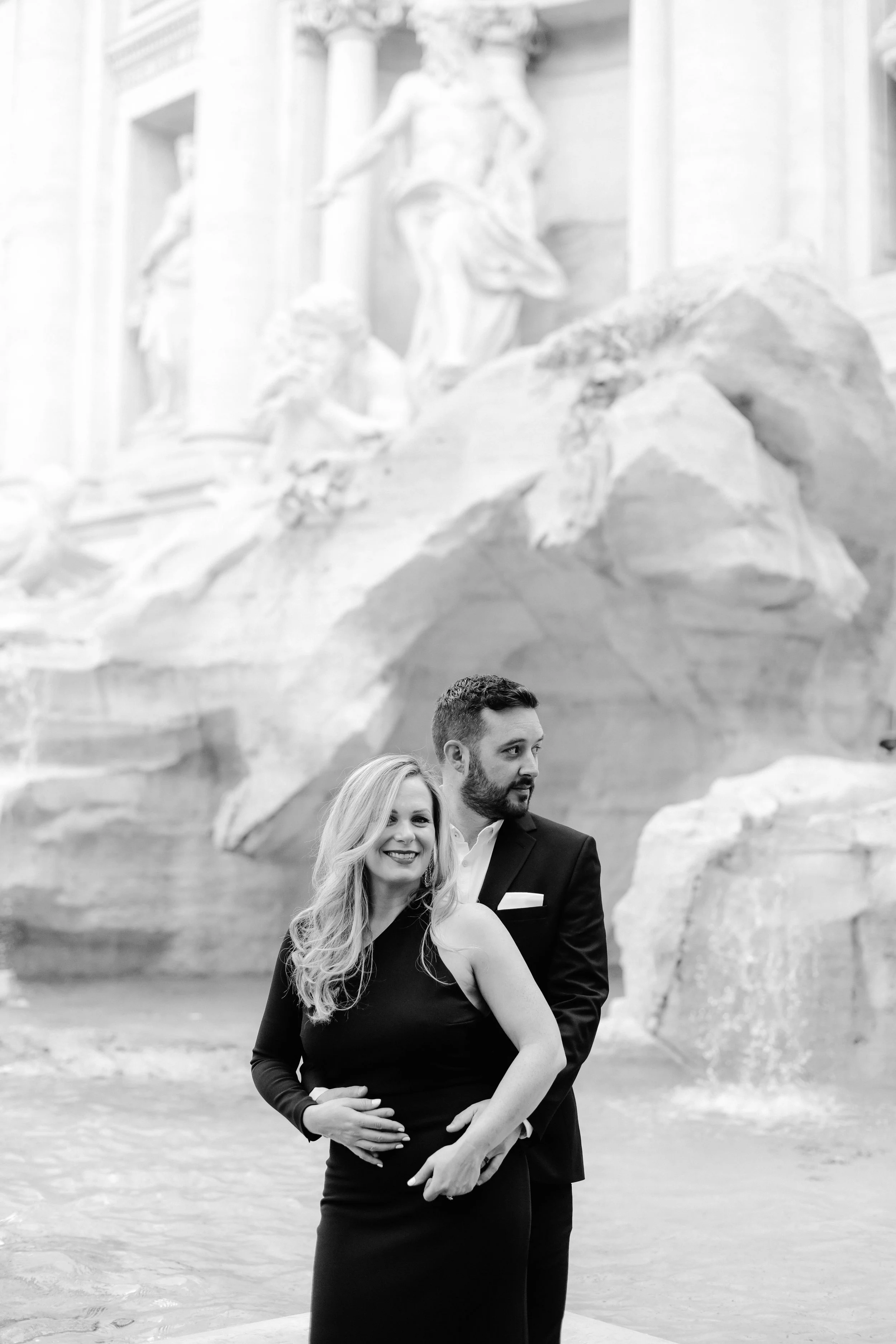 luxury-engagement-session-rome-colosseum-4.jpg