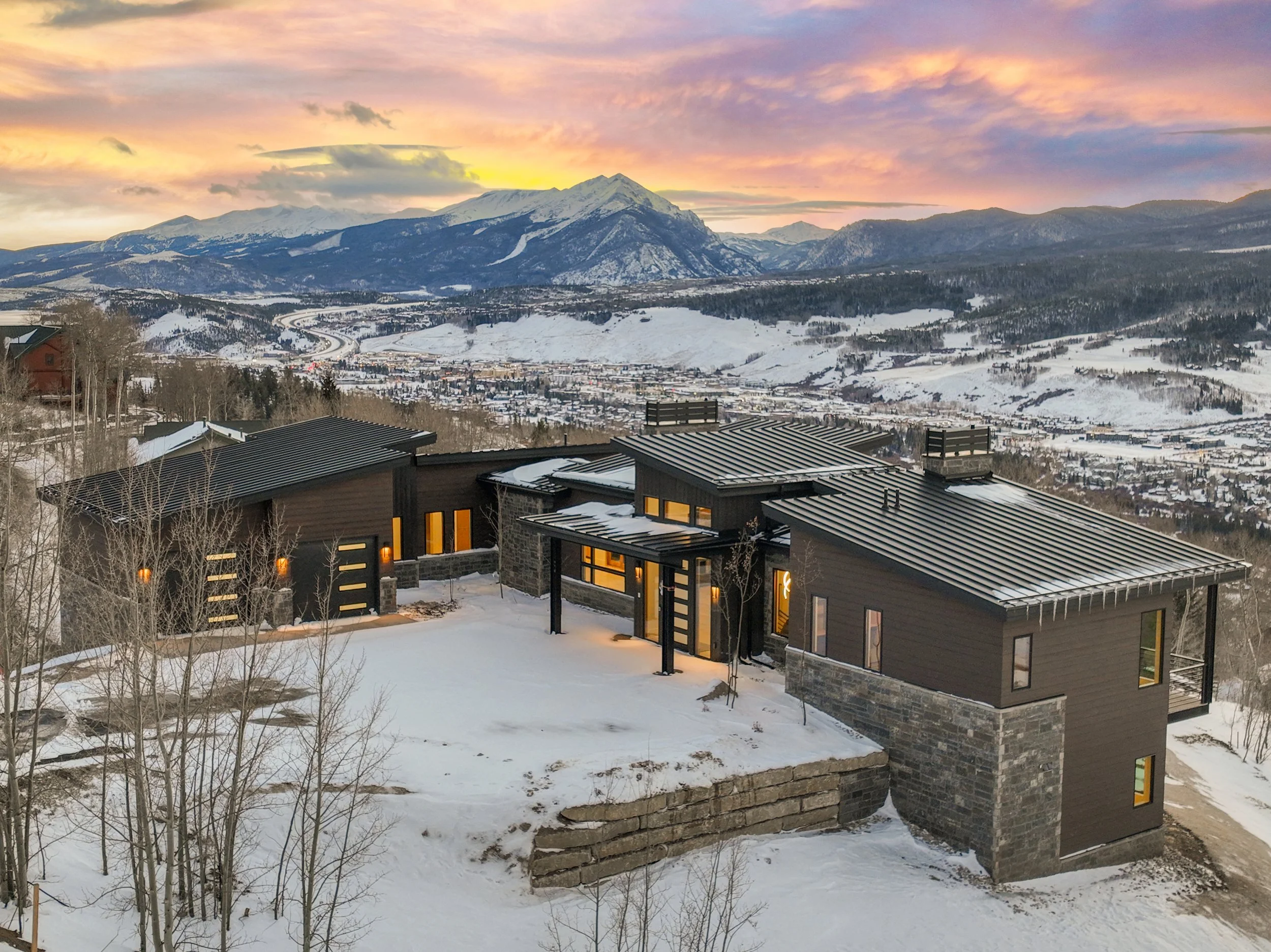 690 Lakeview Circle 11.jpg