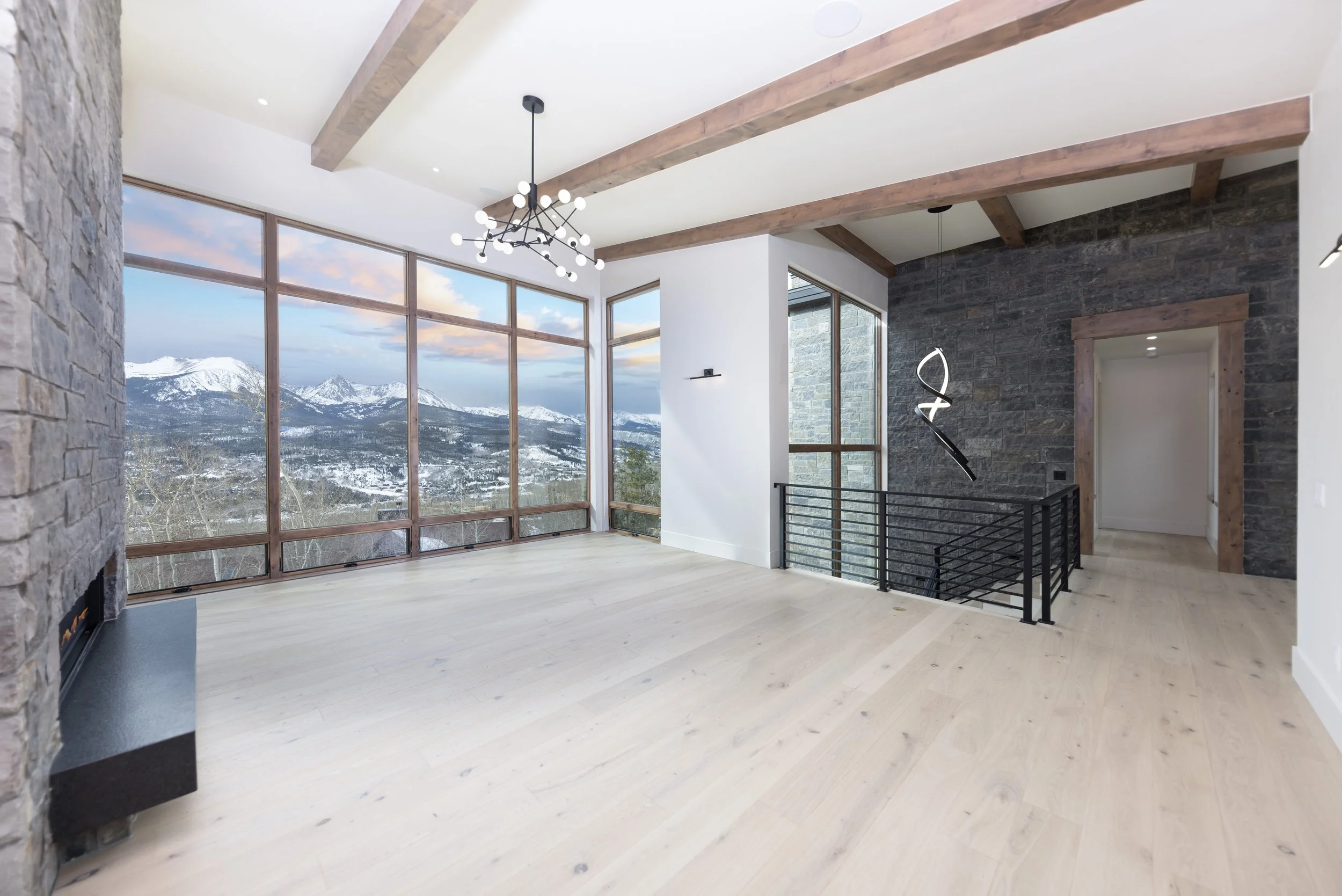 690 Lakeview Circle 5 Sunset.jpg