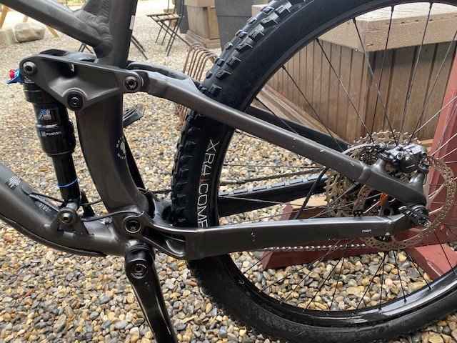 Trek Fuel L ser#WTU320G0035S.jpg