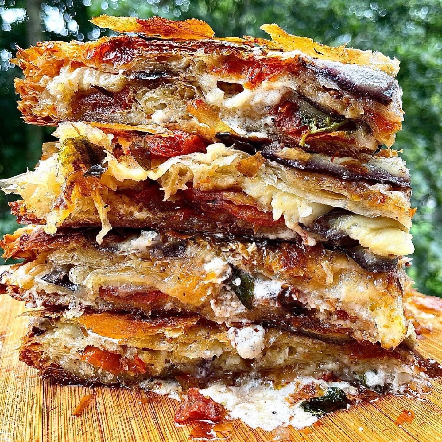 NEW PIE //NEW NEWS
🎈

At 1pm you can head on over to mysticborek.com and click *order now* to order your b&ouml;reks &amp; snacks delivered to your door, either the following Thursday or Friday, every other week, brought to you by mystic&rsquo;s lov